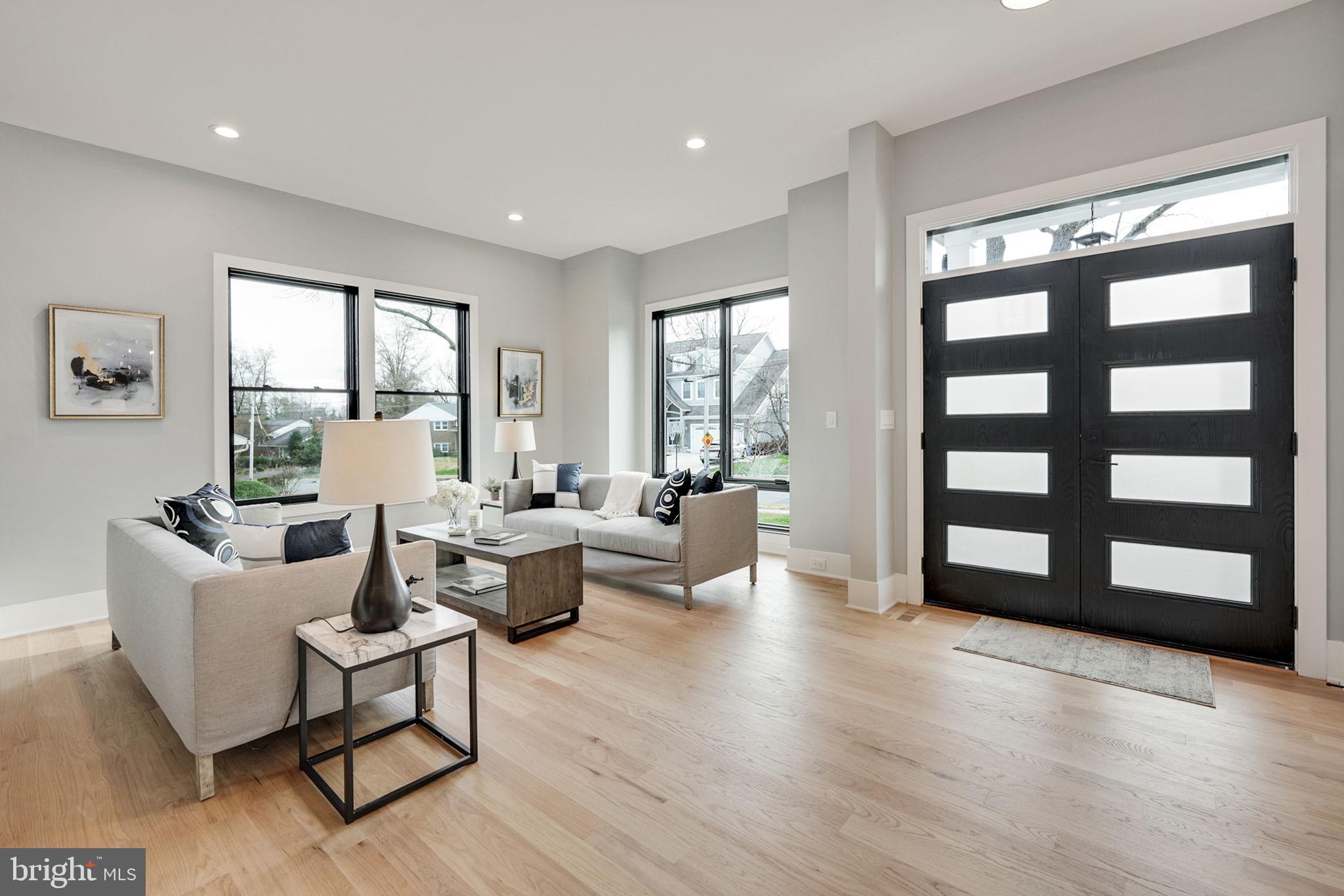 BROYHILLS MCLEAN ESTATES - Residential