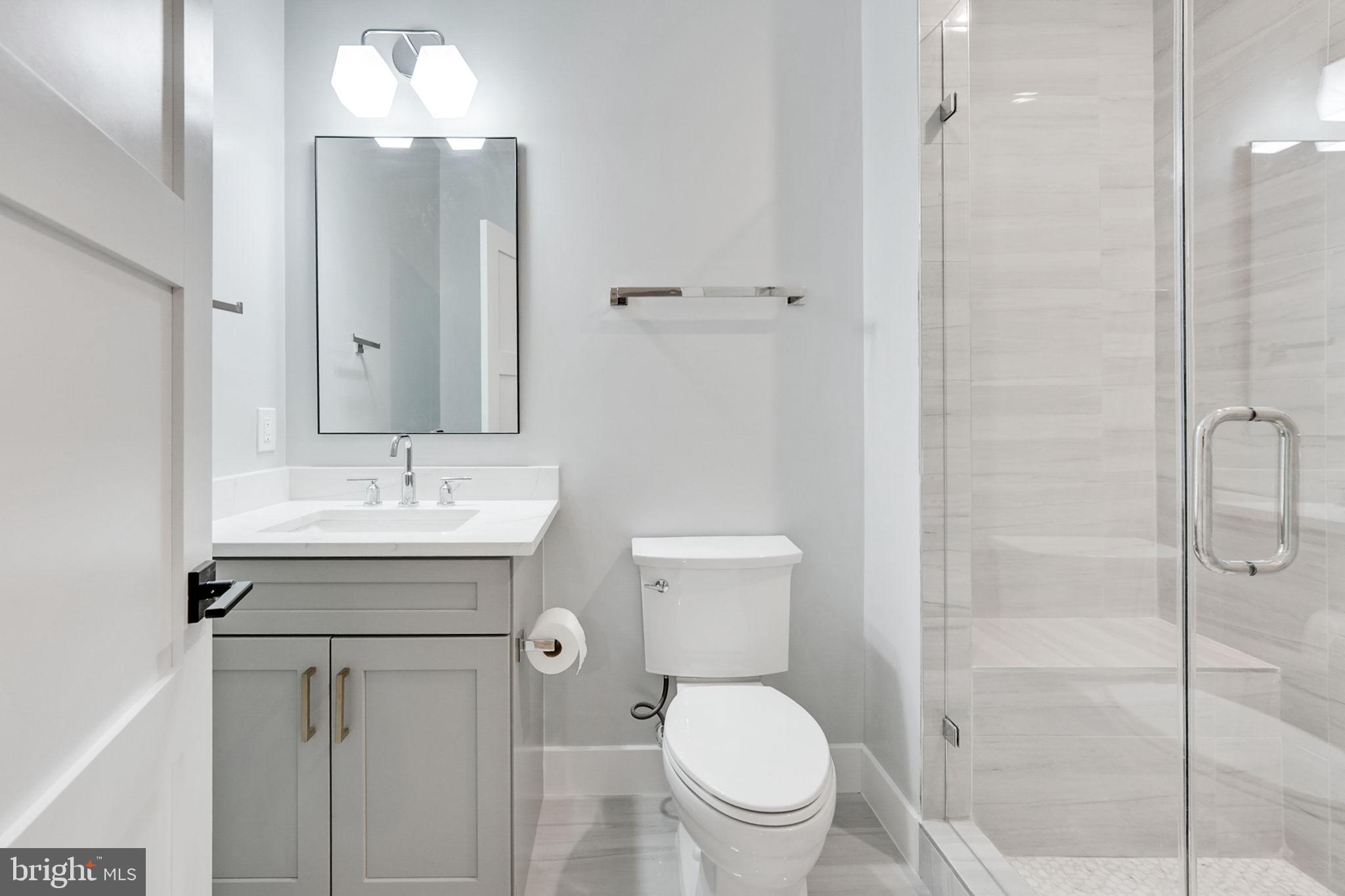 BROYHILLS MCLEAN ESTATES - Residential