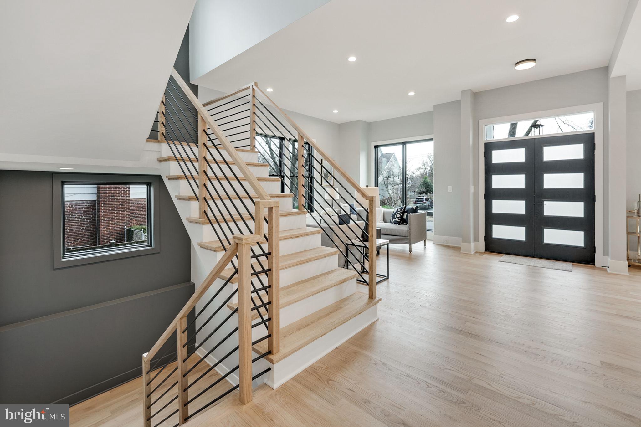 BROYHILLS MCLEAN ESTATES - Residential