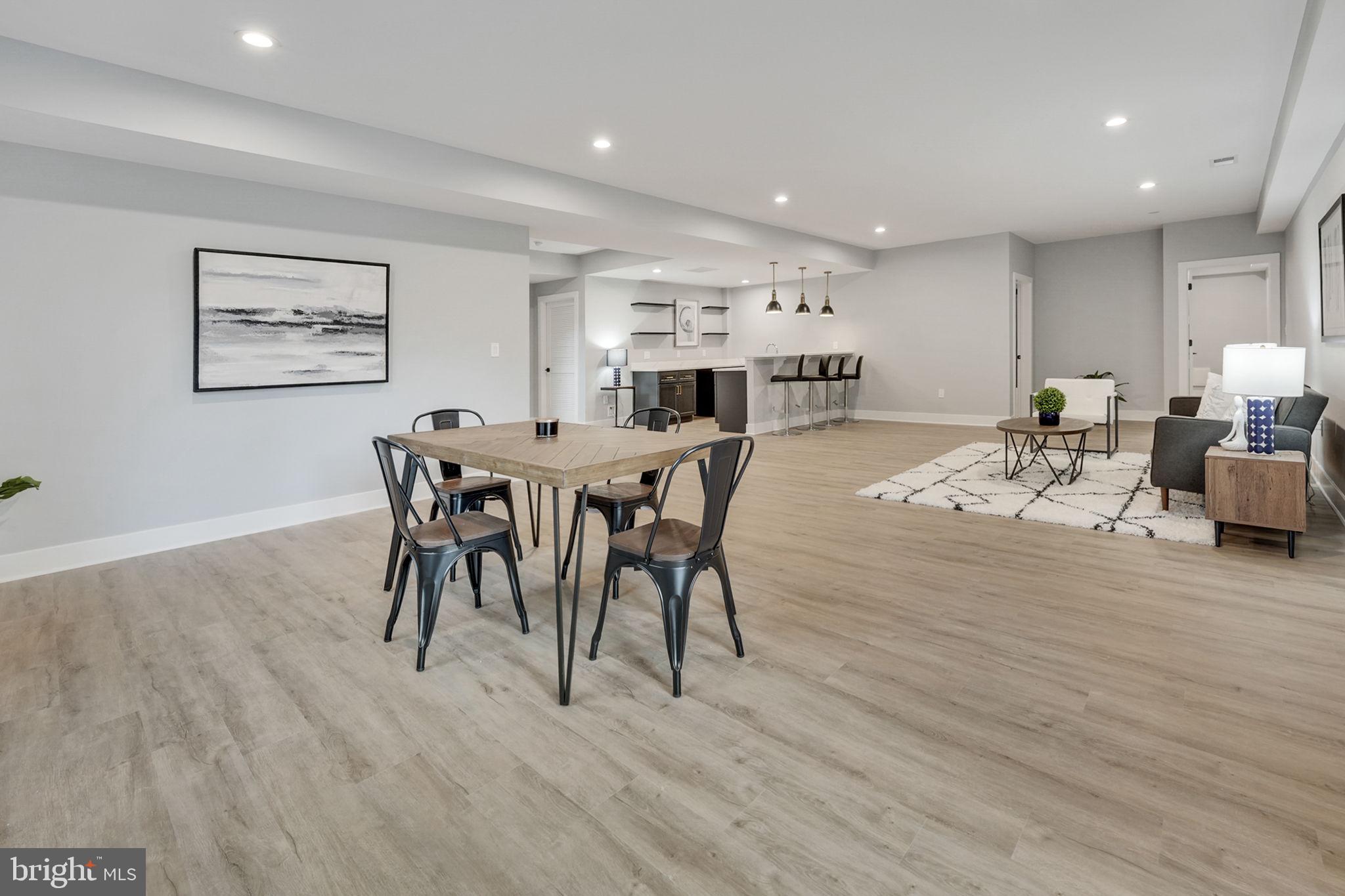 BROYHILLS MCLEAN ESTATES - Residential