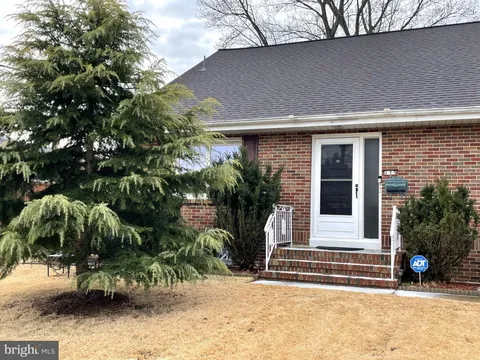 175 Westcott Avenue Unit 2ND FLR, Hamilton, NJ MLS: NJME2054146