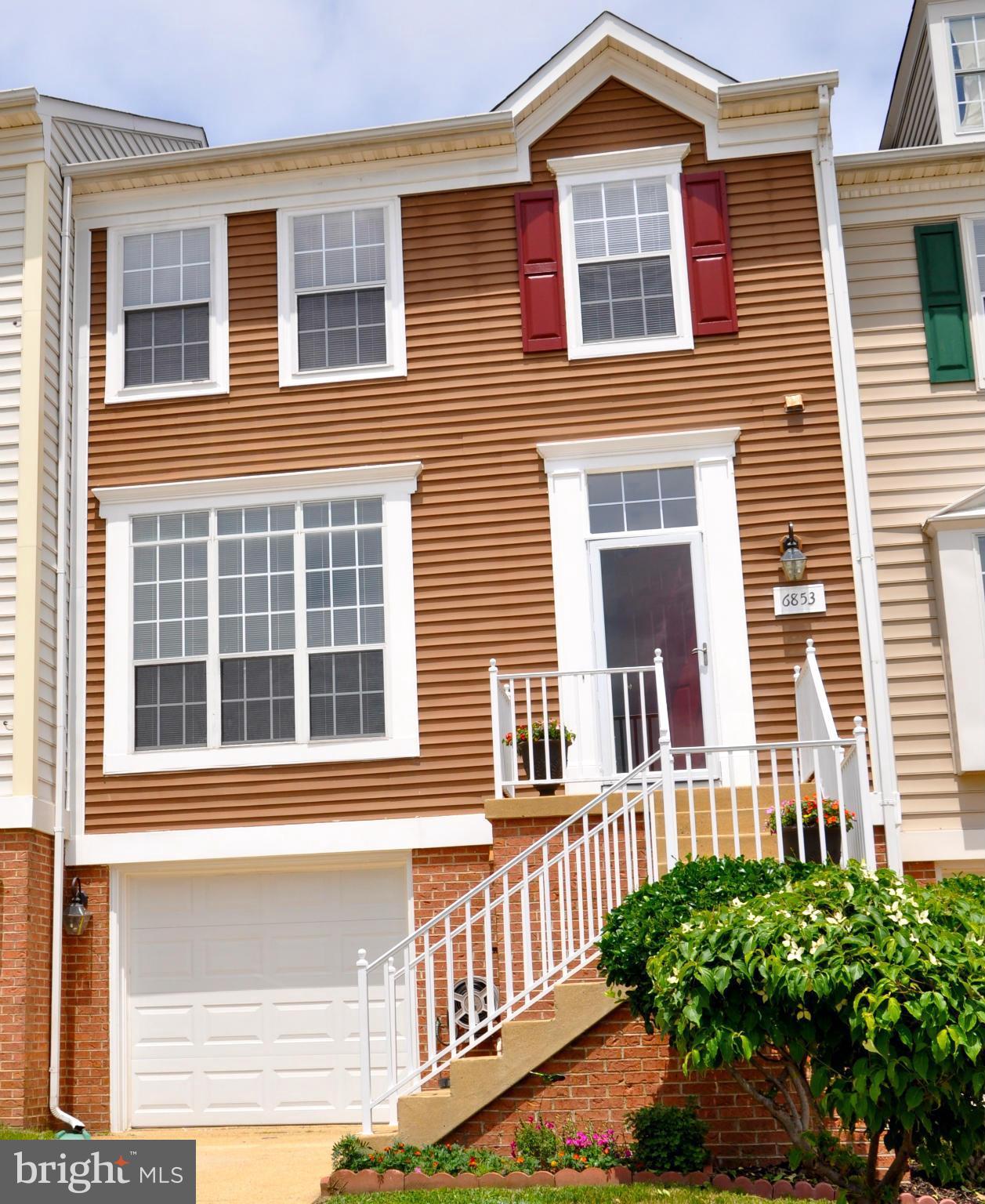 COMPTON VILLAGE - Residential Lease