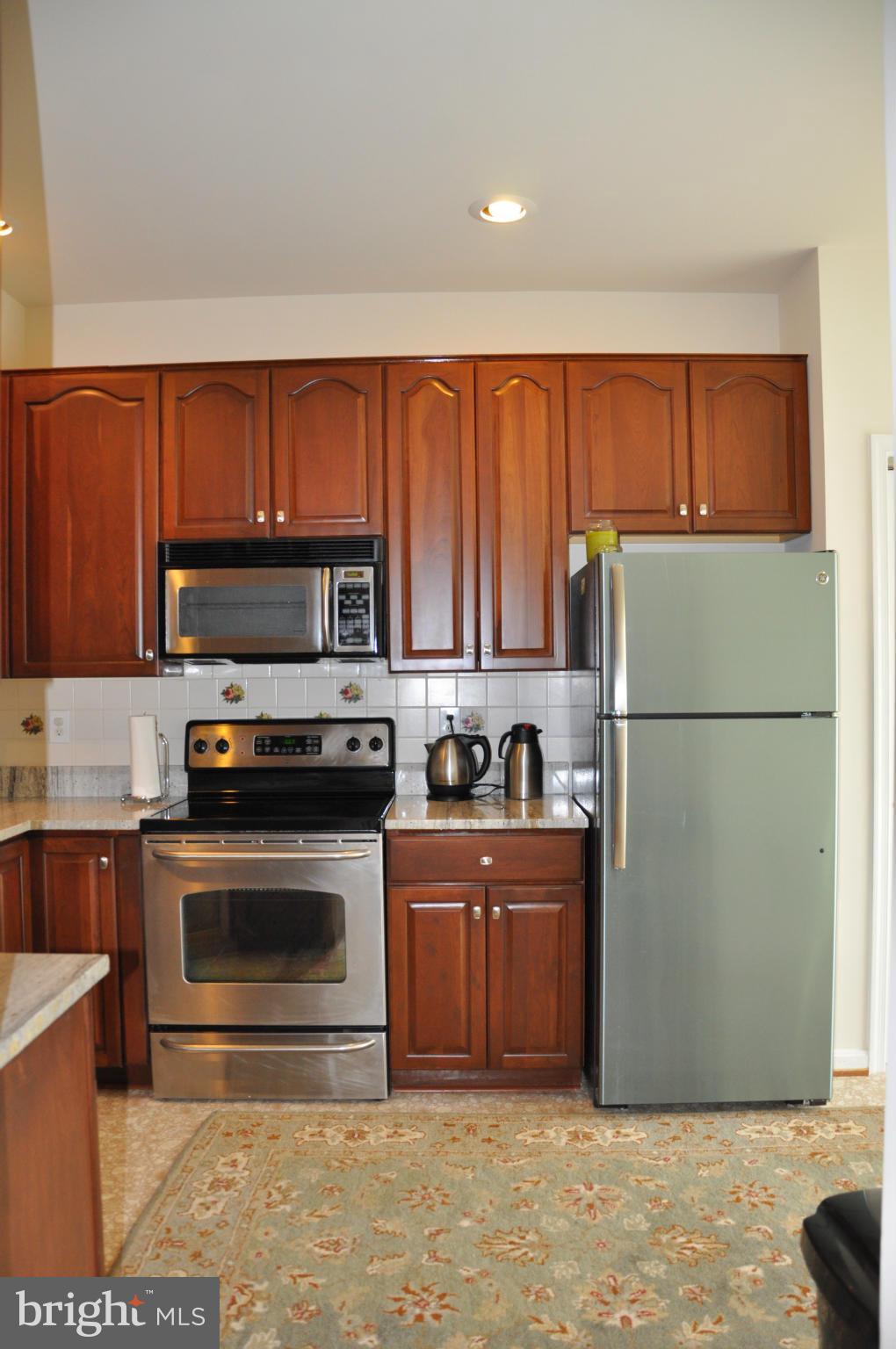 COMPTON VILLAGE - Residential Lease