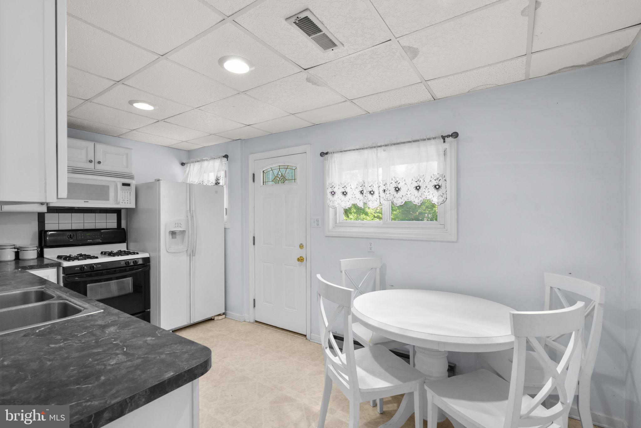 GWYNN OAK - Residential