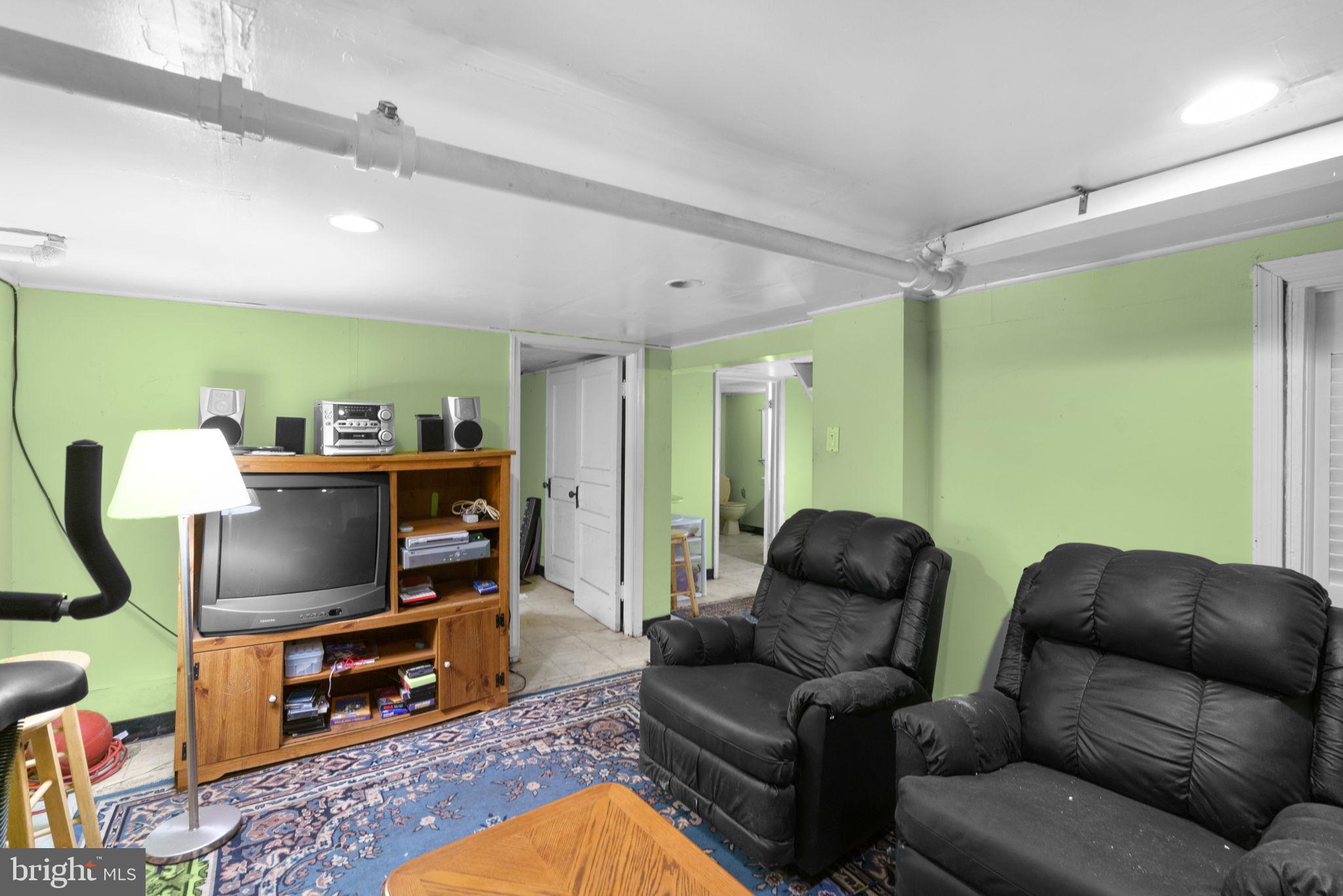 GWYNN OAK - Residential