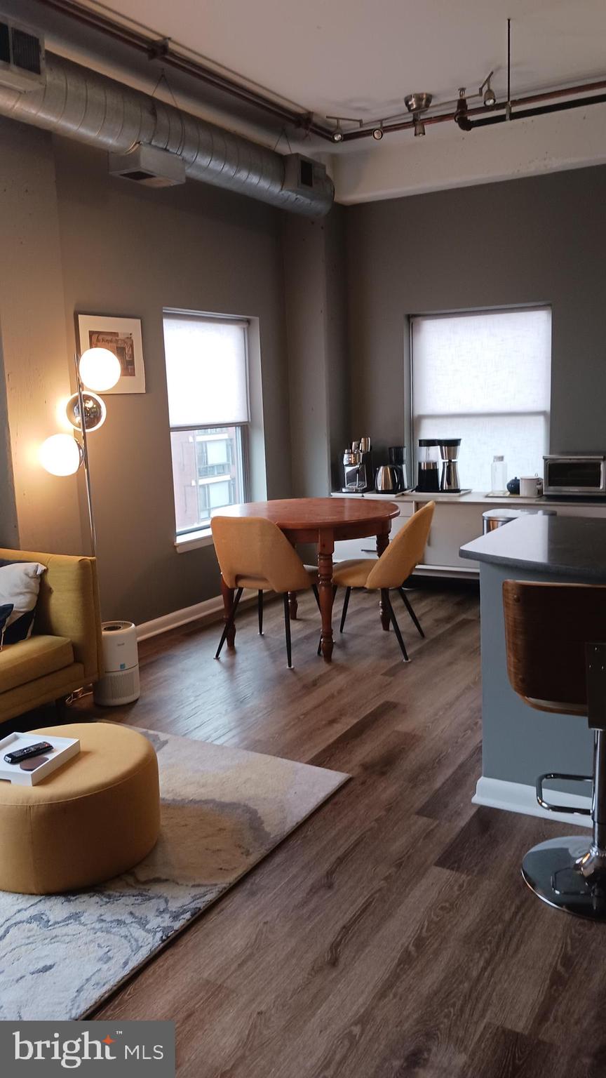 LOGAN CIRCLE - Residential Lease