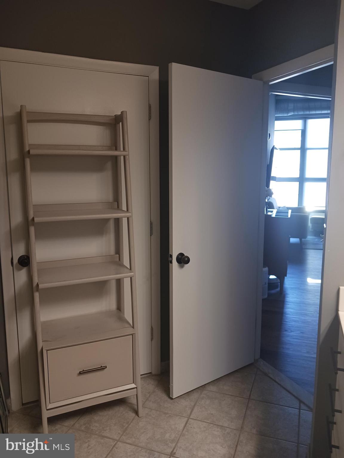 LOGAN CIRCLE - Residential Lease