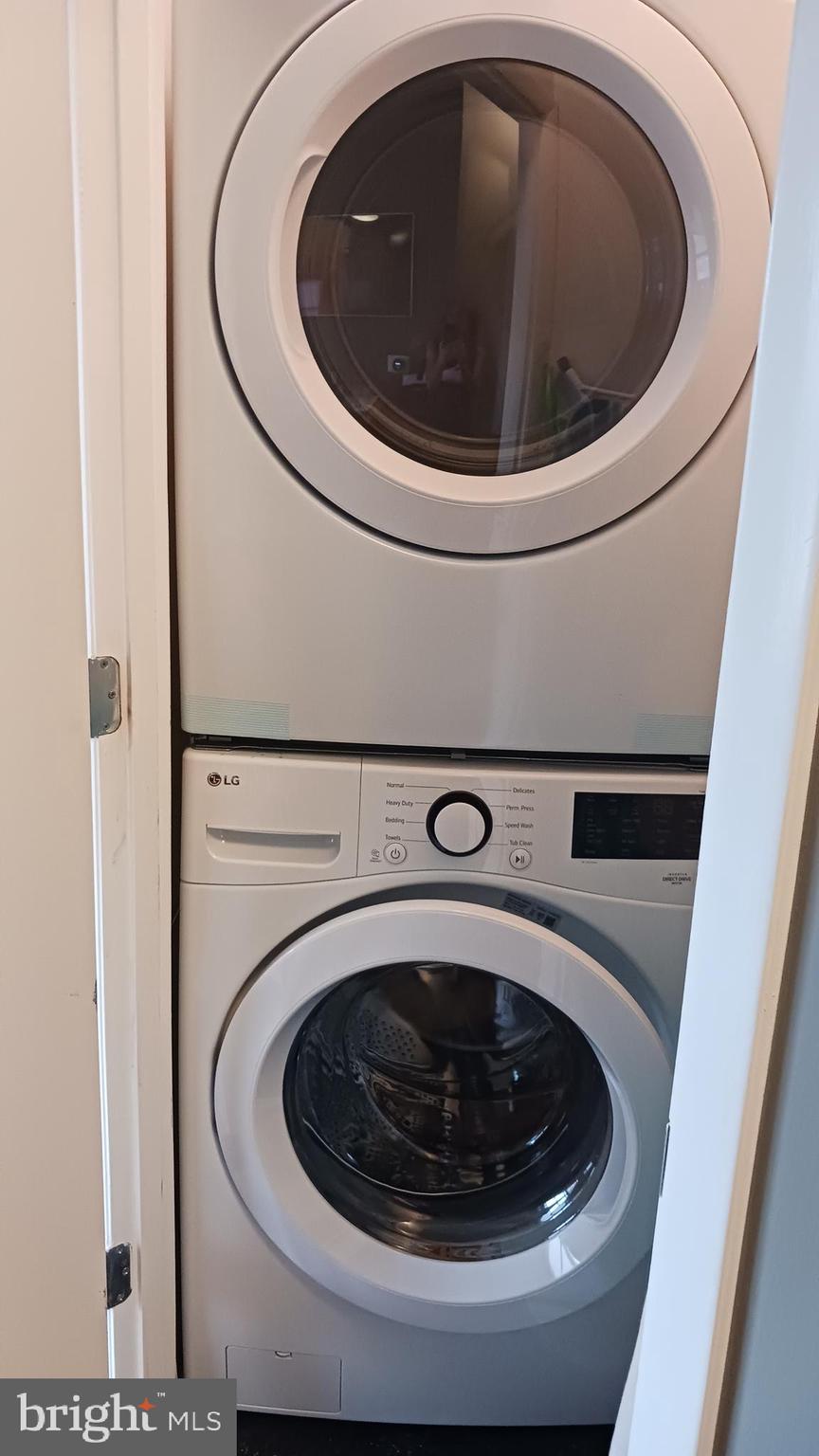 LOGAN CIRCLE - Residential Lease