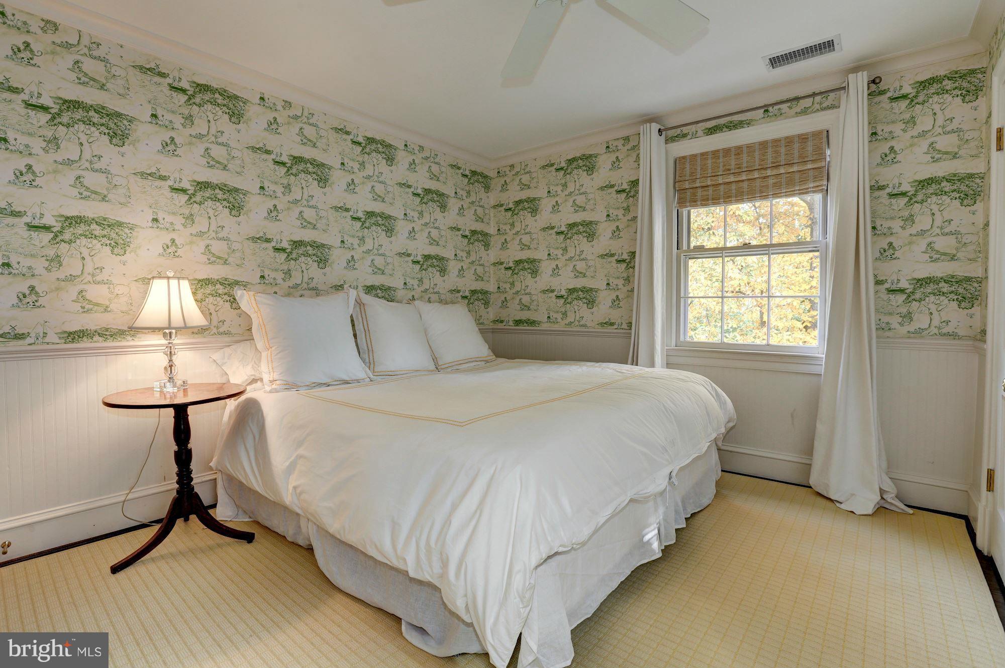 SPRING VALLEY - Residential