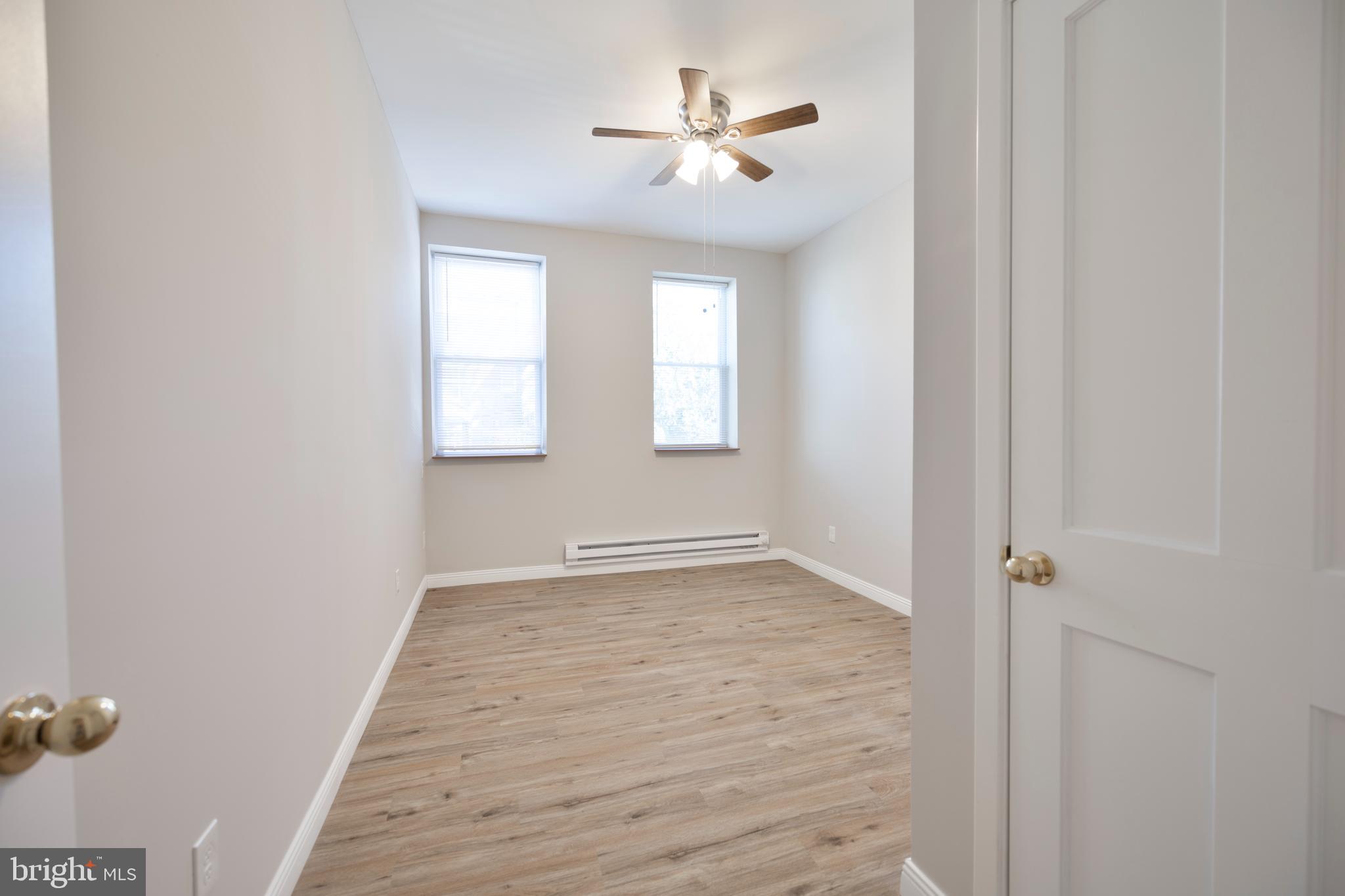 WEST OAK LANE - Residential Lease