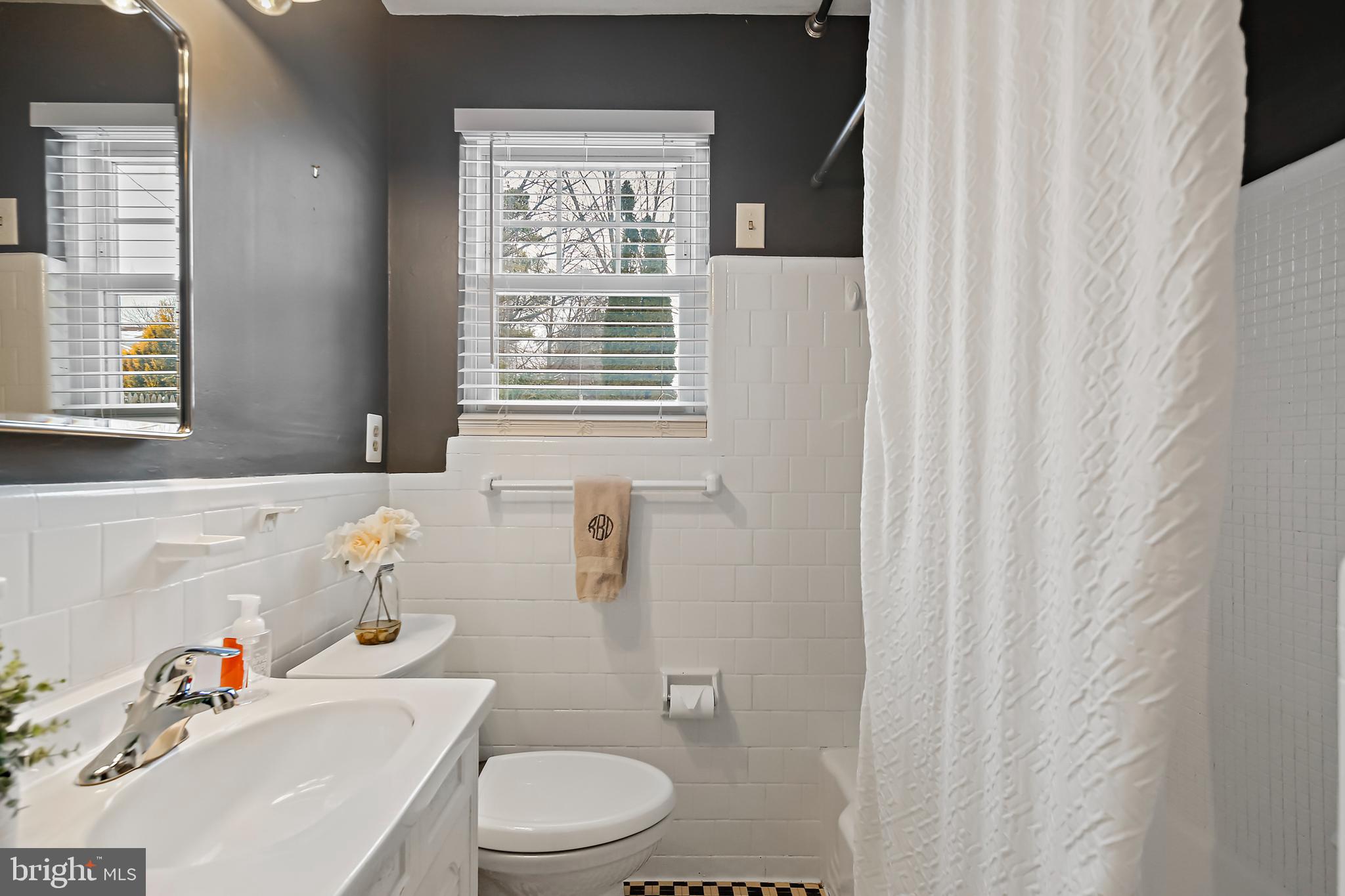 HILTON - Residential Lease