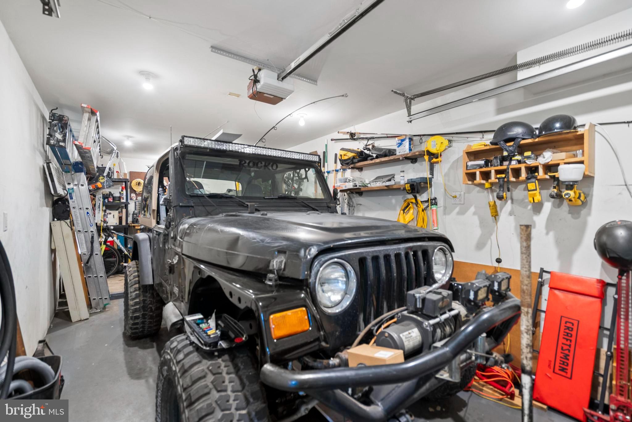 BEACON HILL - Residential