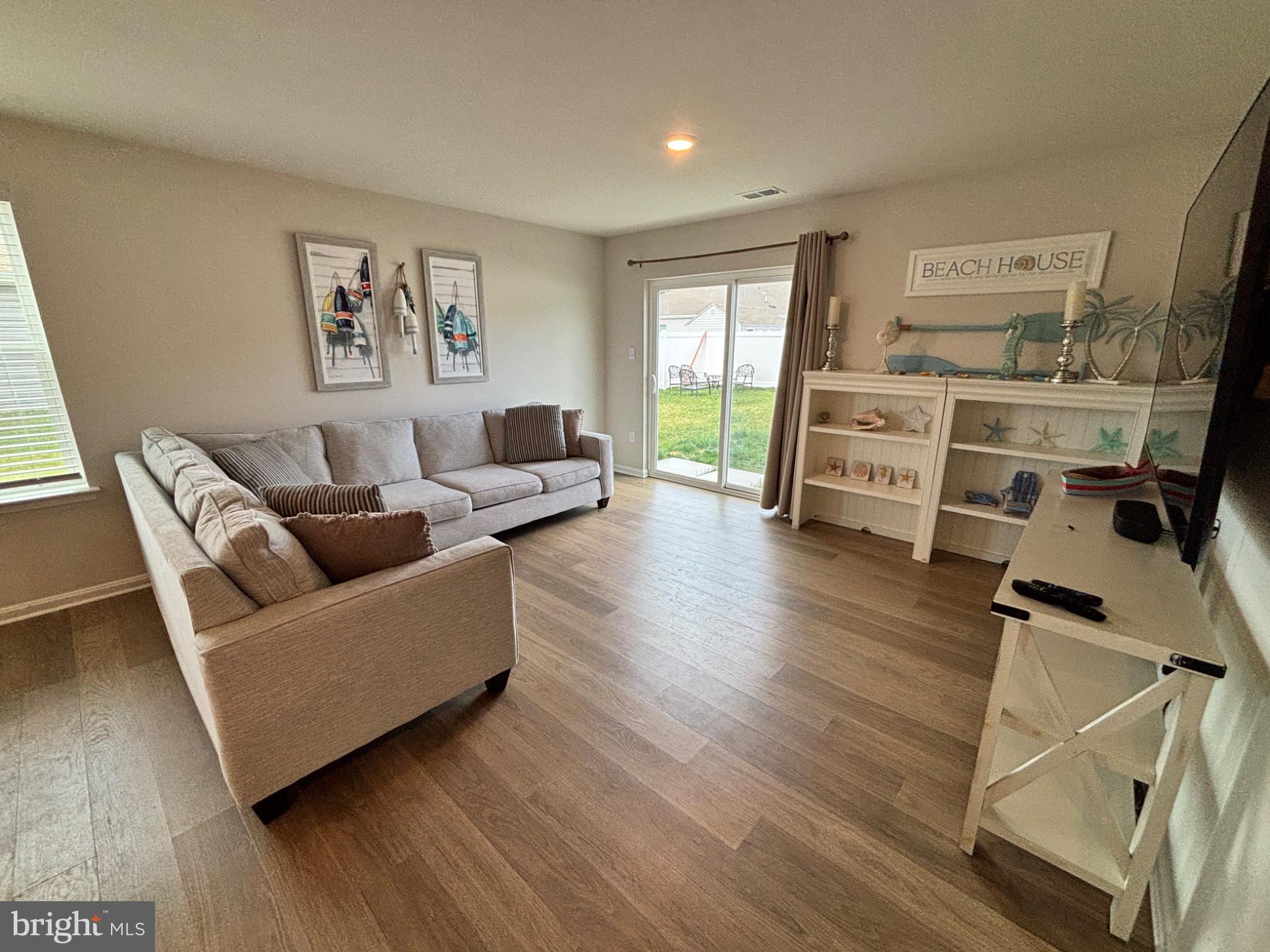 PLOVER POINT - Residential
