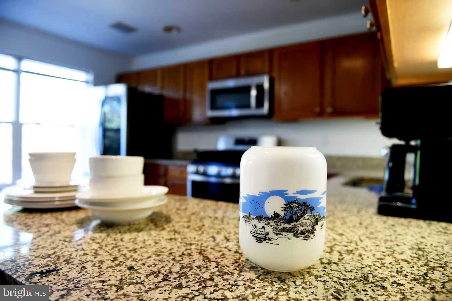 VILLAGES OF HOMELAND - Residential Lease