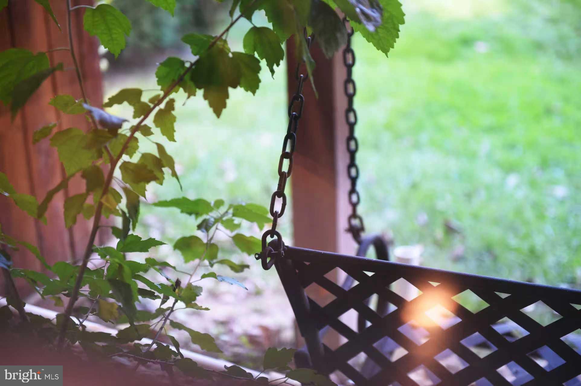 VILLAGES OF HOMELAND - Residential Lease