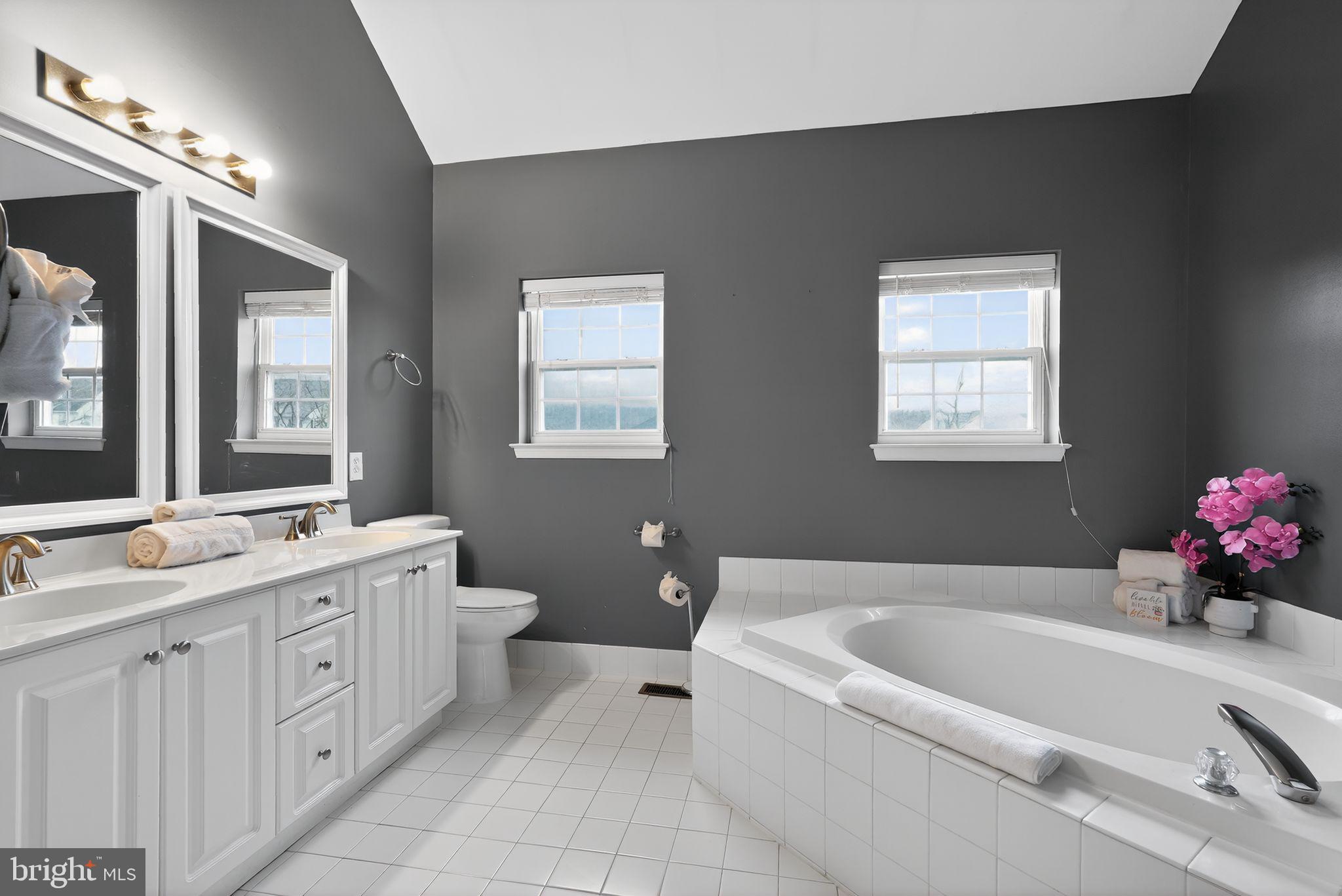 SUMMER HILL - Residential