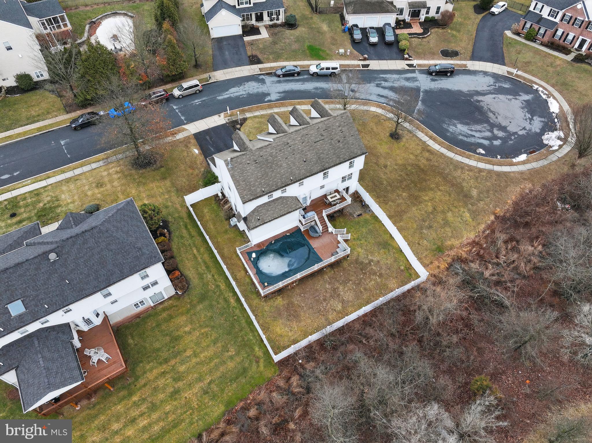 SUMMER HILL - Residential