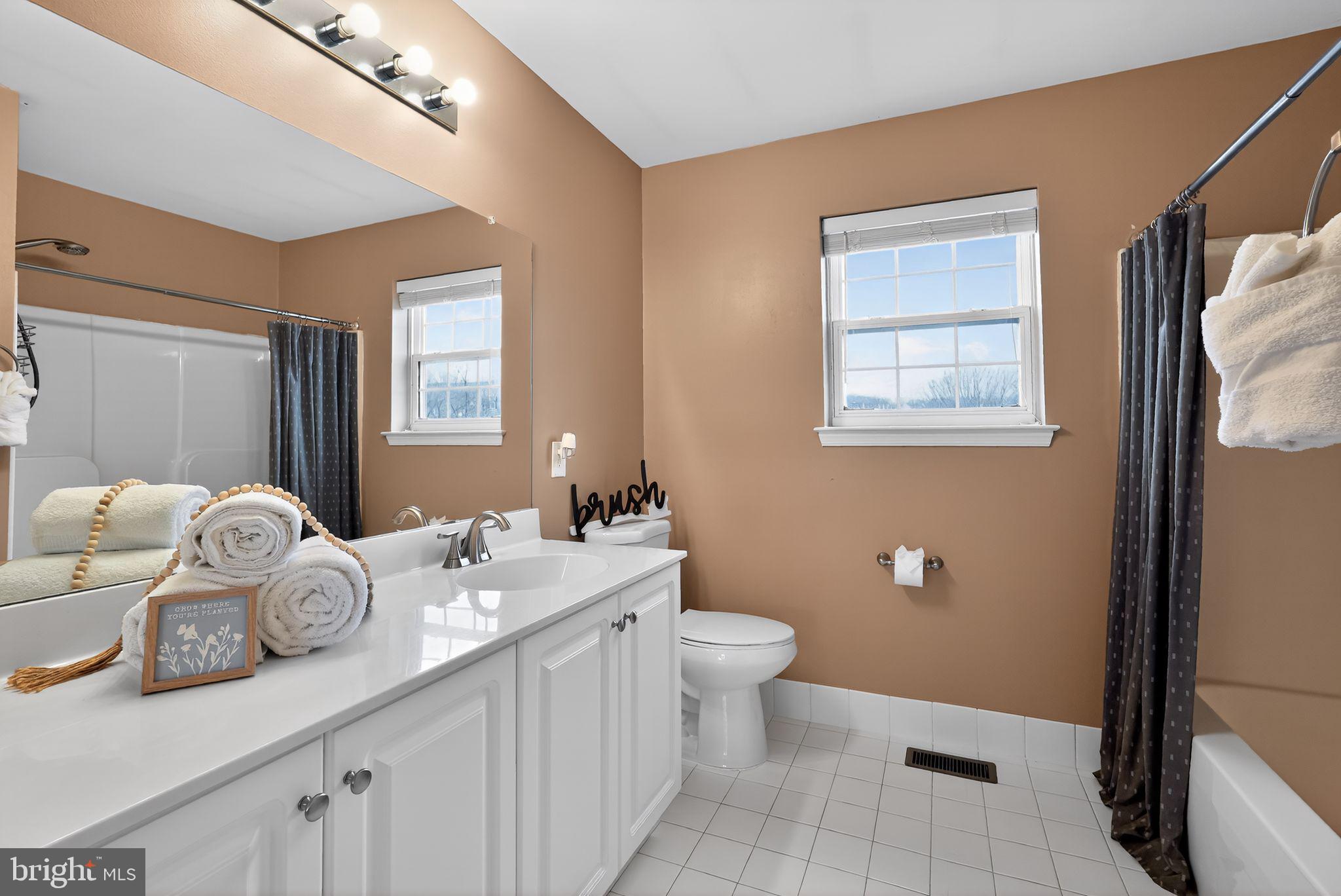 SUMMER HILL - Residential