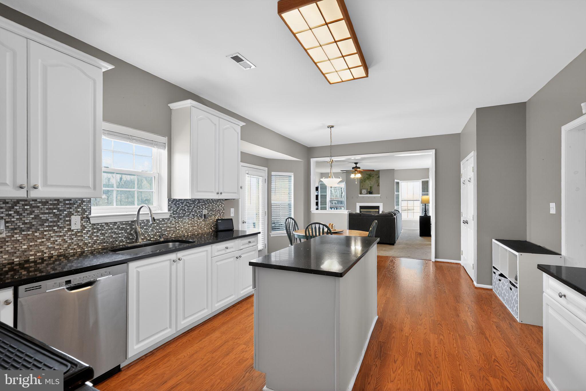 SUMMER HILL - Residential