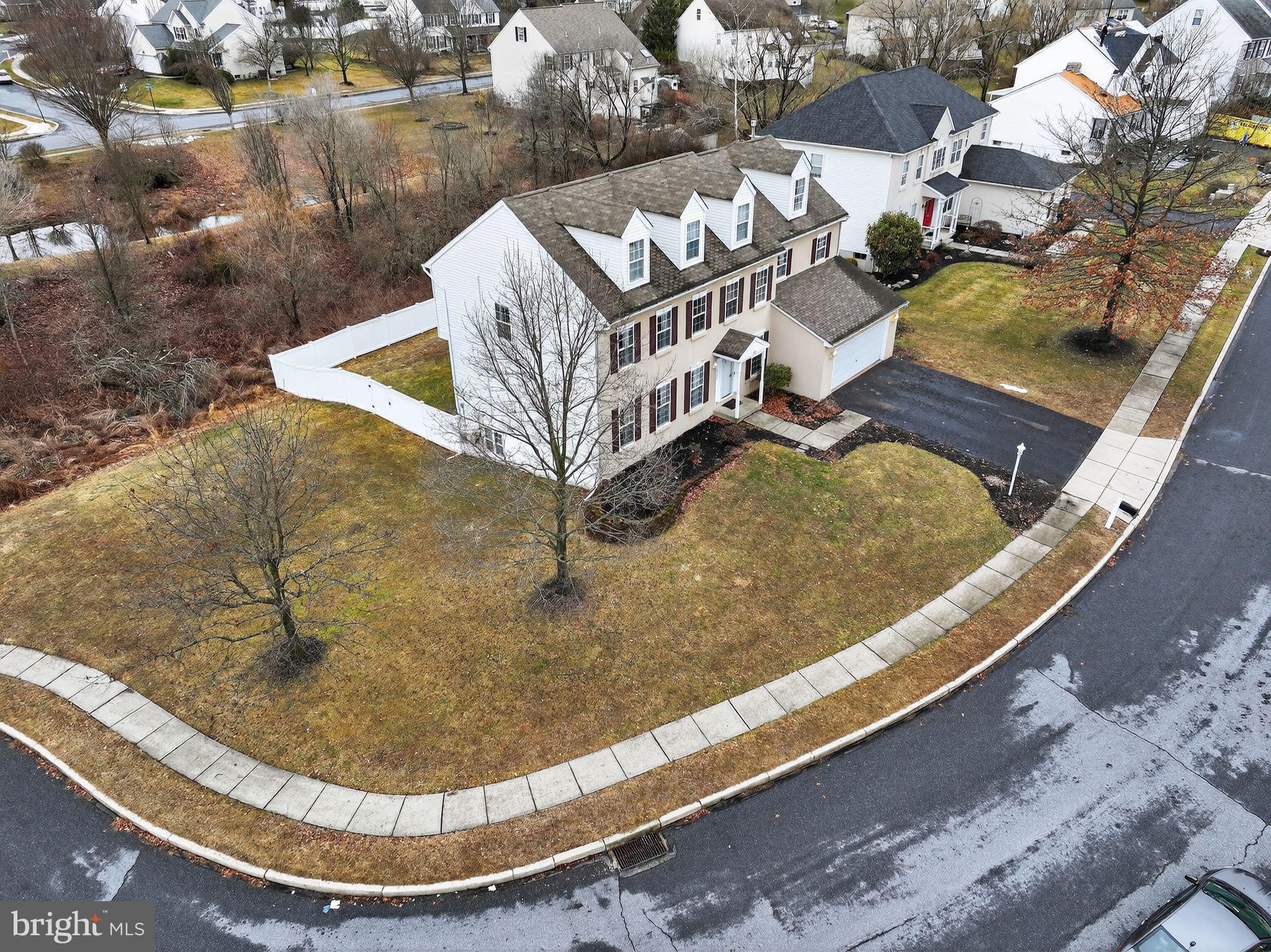 SUMMER HILL - Residential