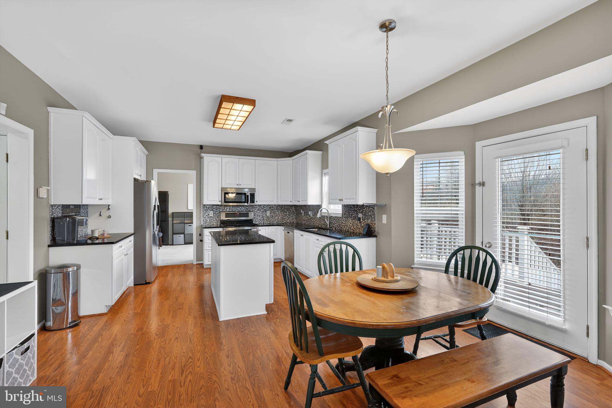 SUMMER HILL - Residential