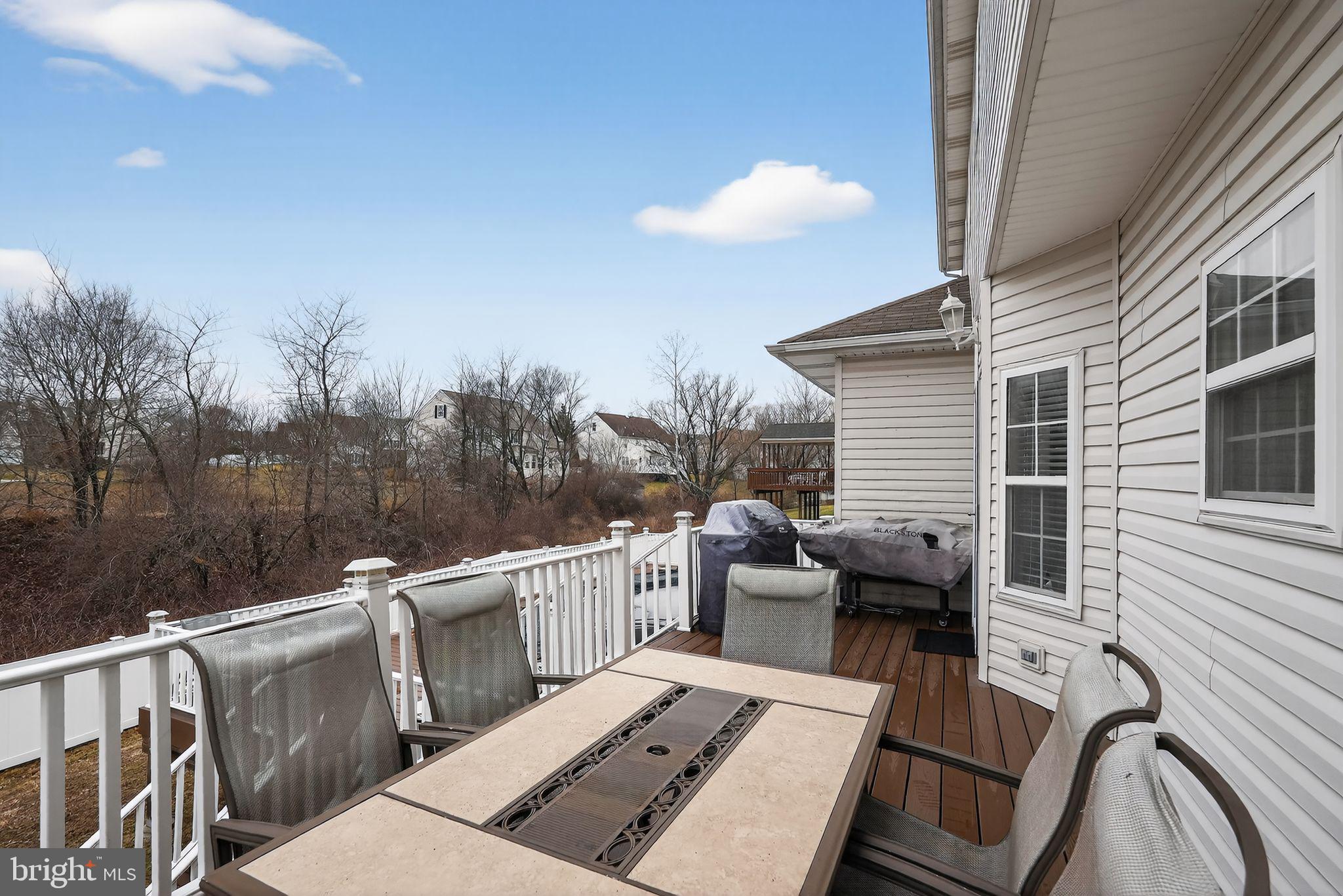 SUMMER HILL - Residential