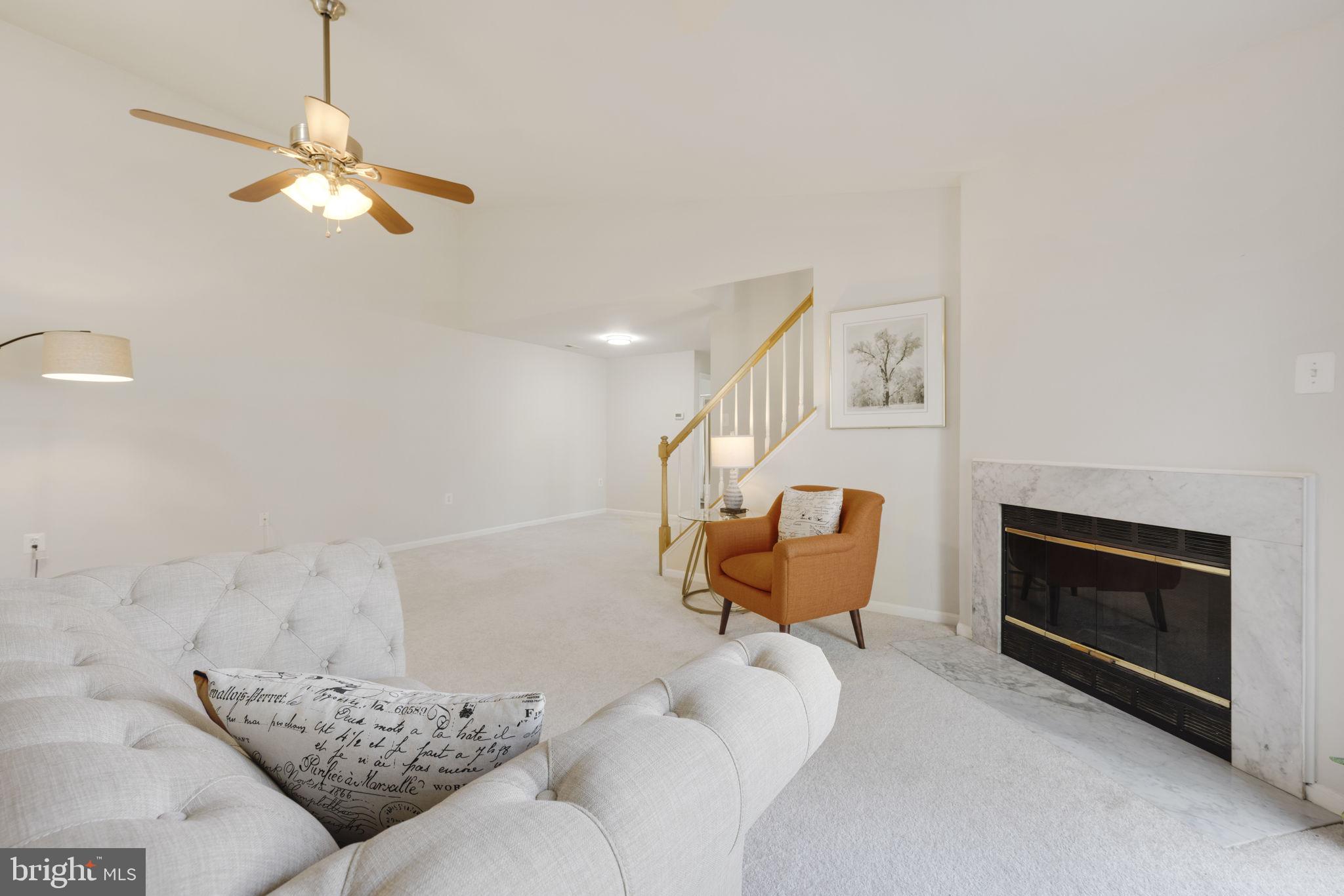 STONINGTON CONDOMINIUMS - Residential