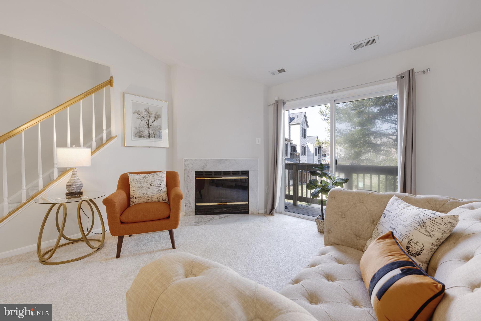 STONINGTON CONDOMINIUMS - Residential