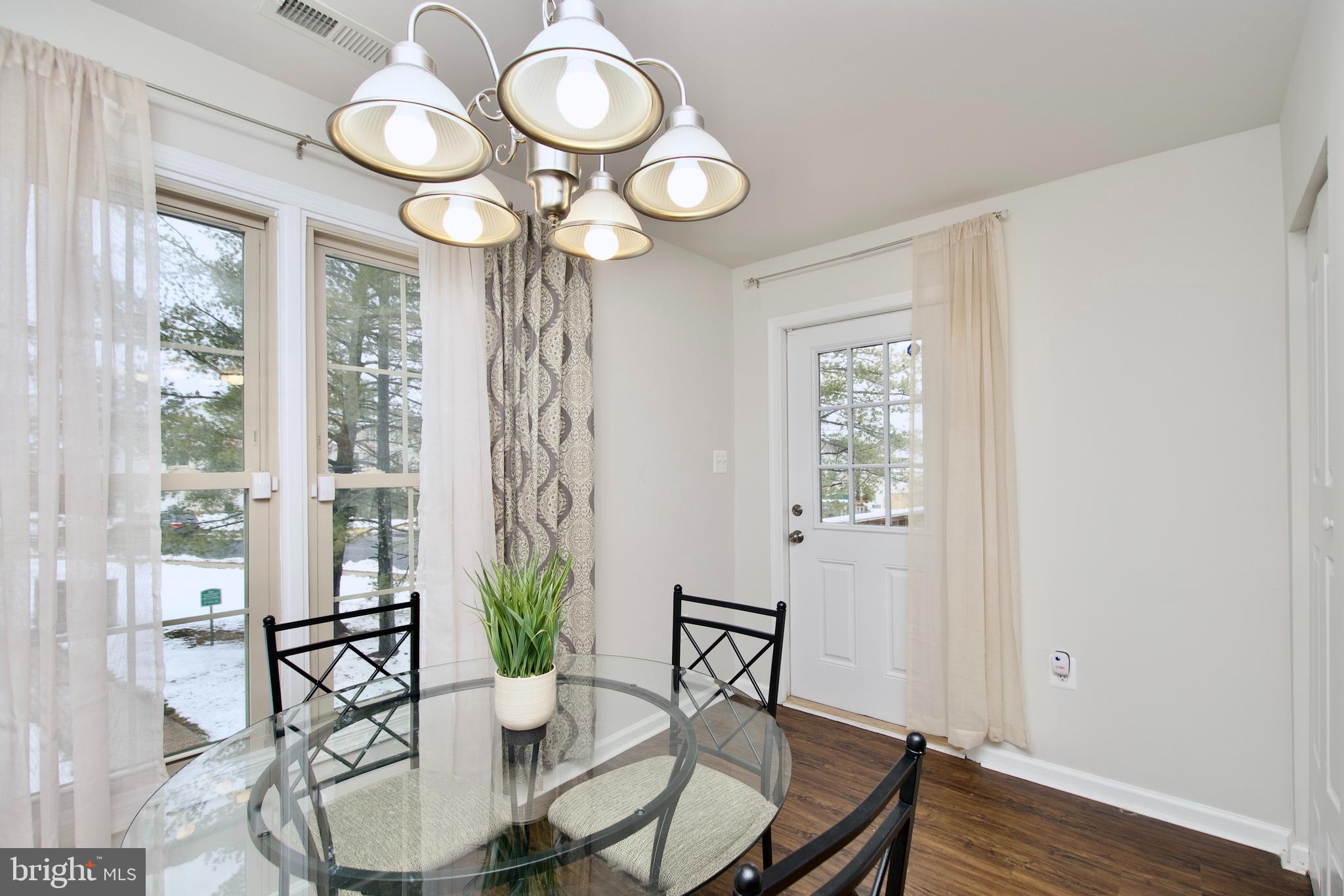 STONINGTON CONDOMINIUMS - Residential