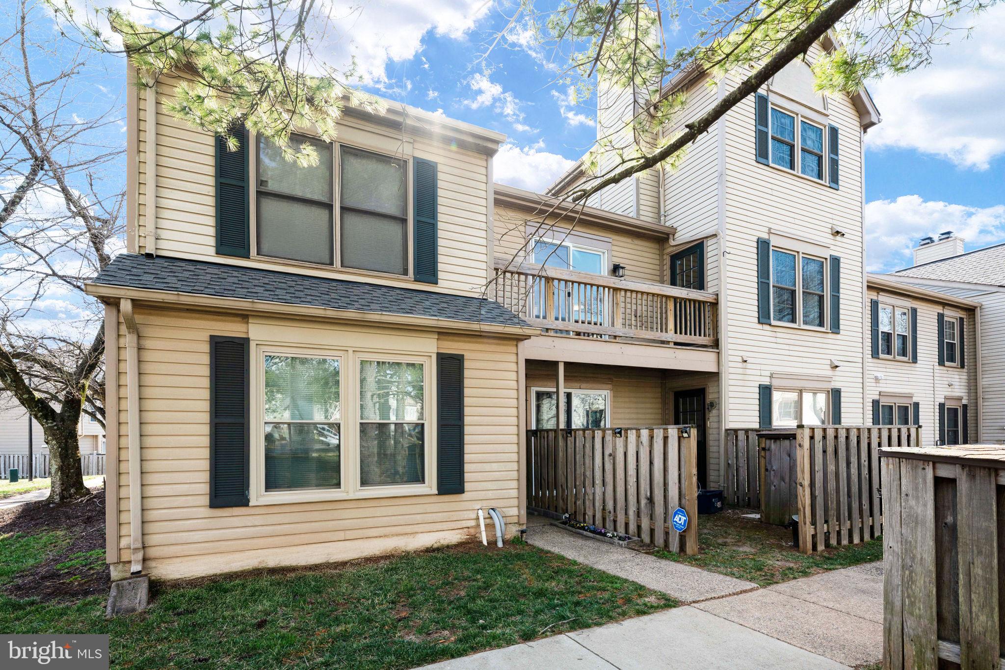 STONINGTON CONDOMINIUMS - Residential