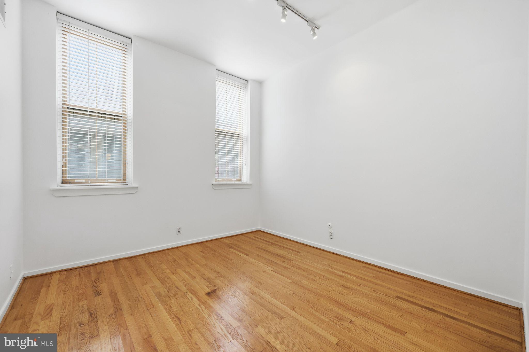 OLD CITY - Residential