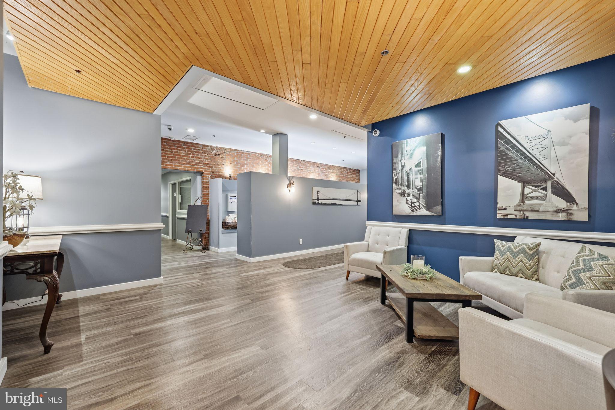 OLD CITY - Residential