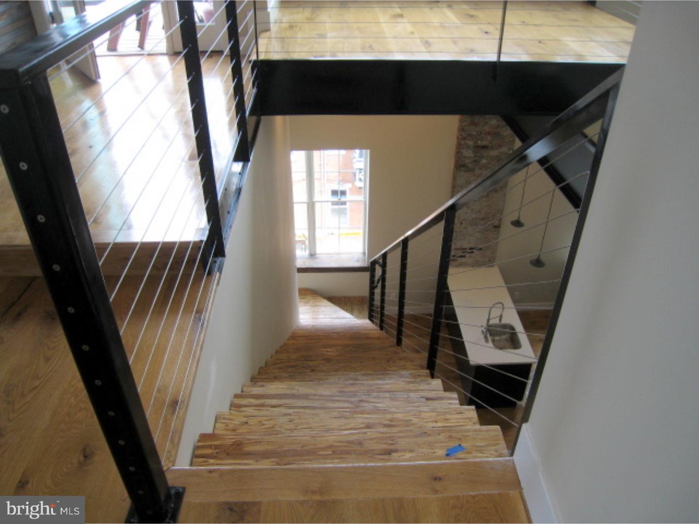 QUEEN VILLAGE - Residential Lease