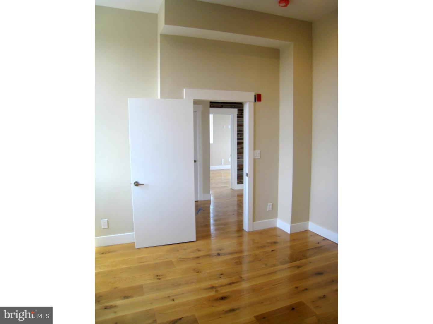 QUEEN VILLAGE - Residential Lease