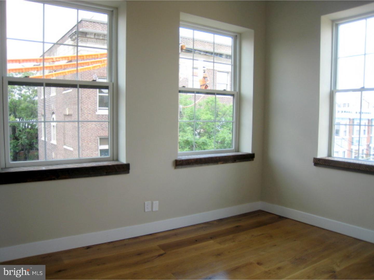 QUEEN VILLAGE - Residential Lease