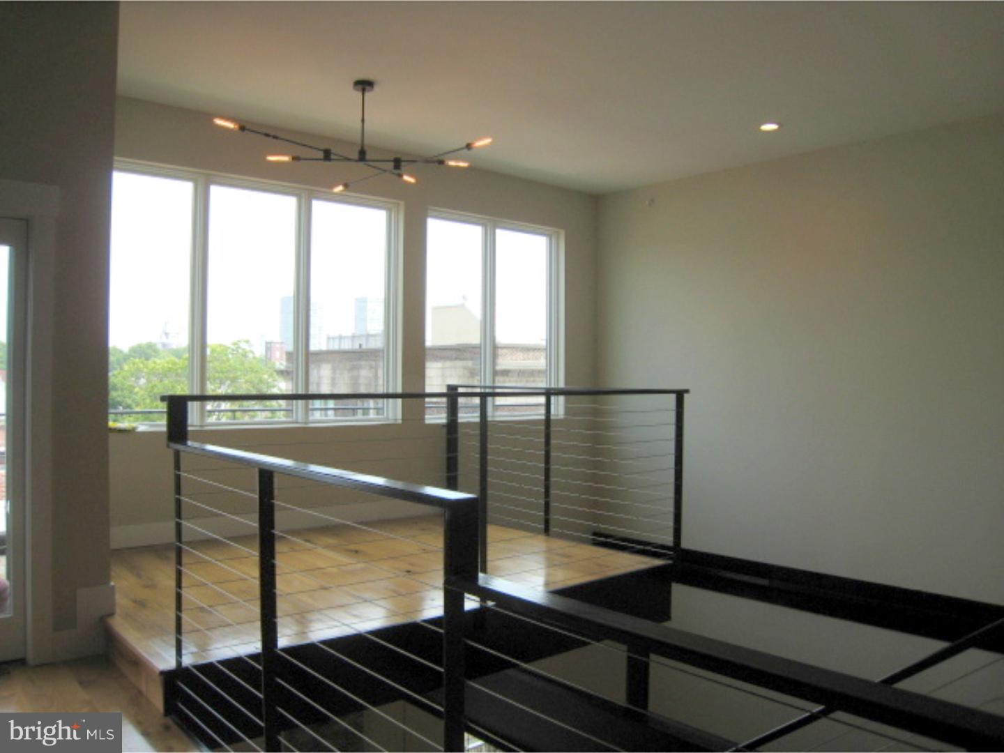 QUEEN VILLAGE - Residential Lease