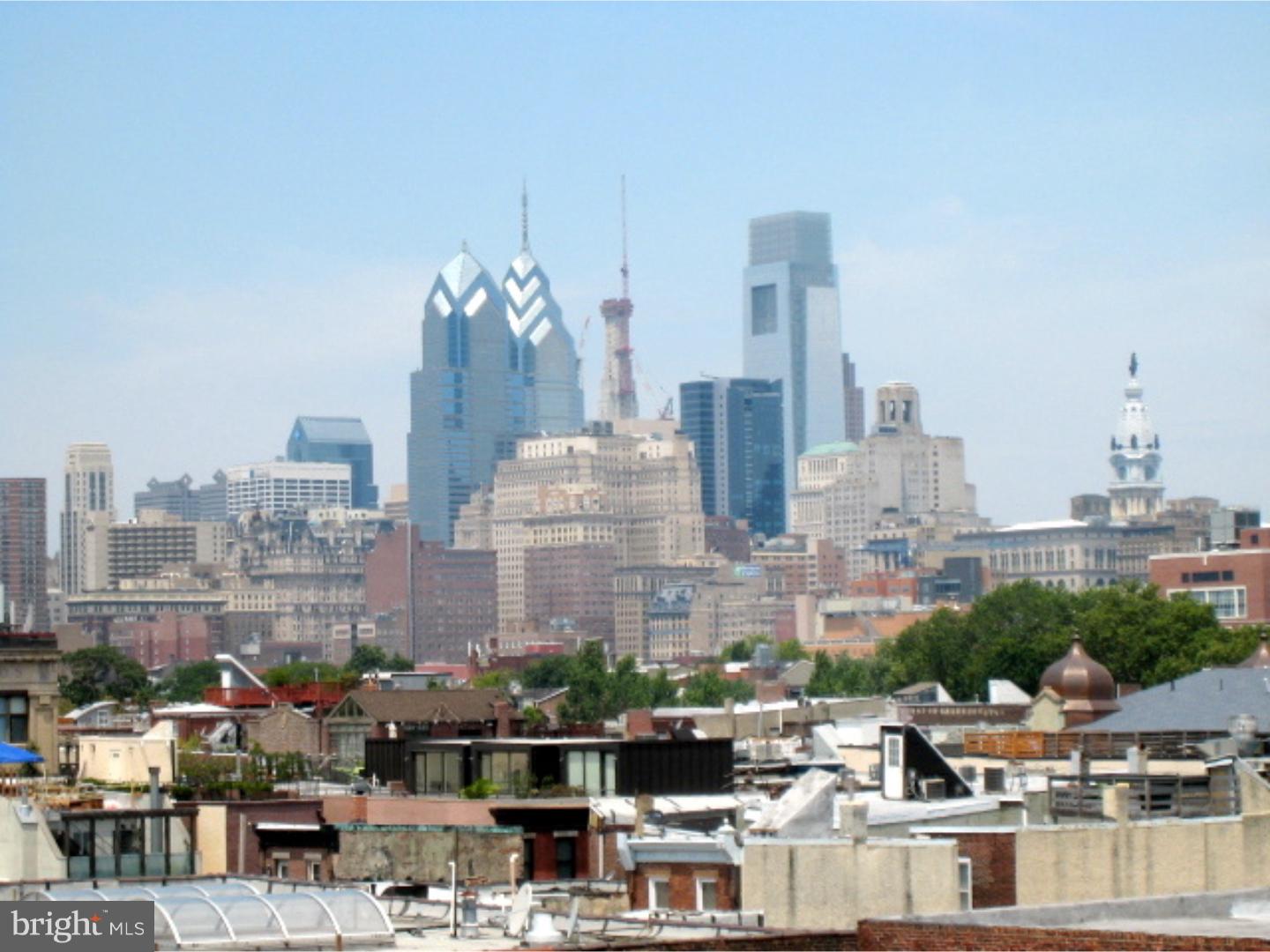 QUEEN VILLAGE - Residential Lease