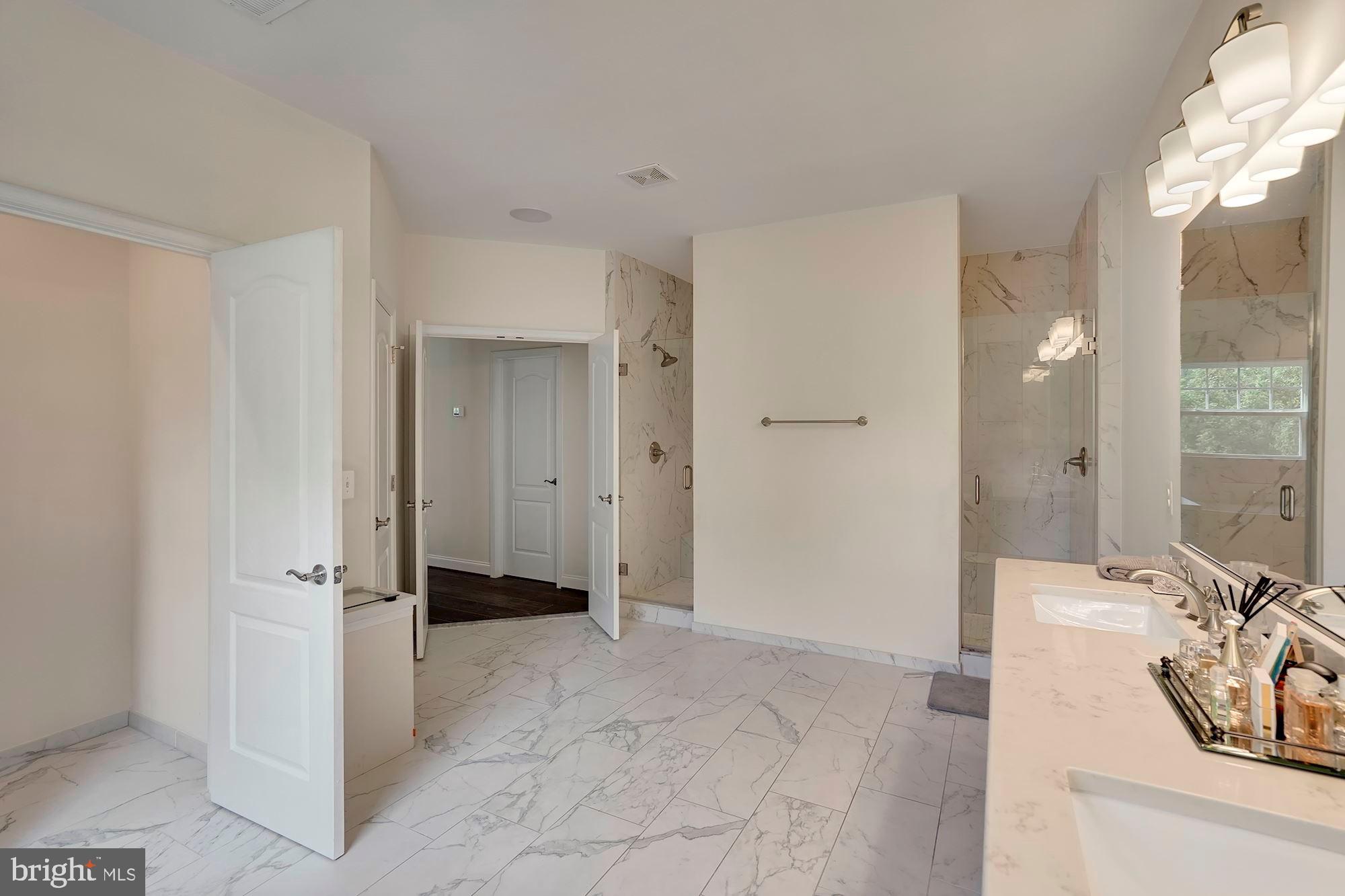 BARBER & ROSS - Residential