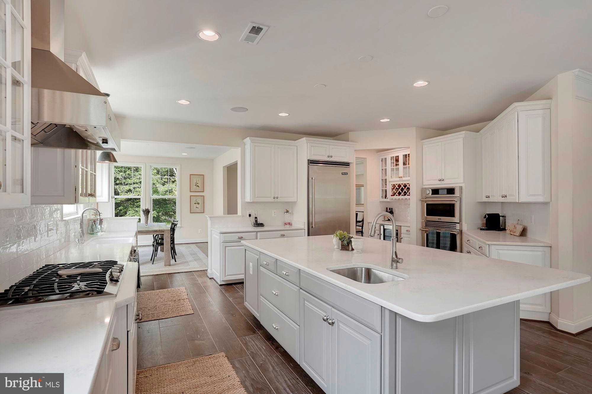 BARBER & ROSS - Residential