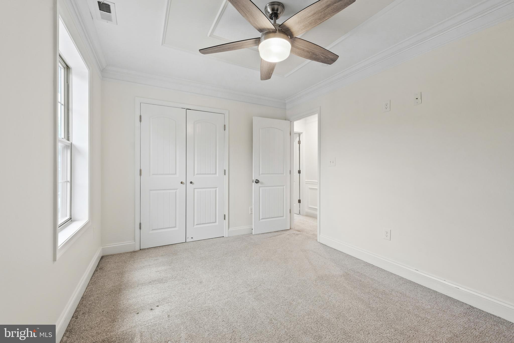 POWHATAN BEACH - Residential