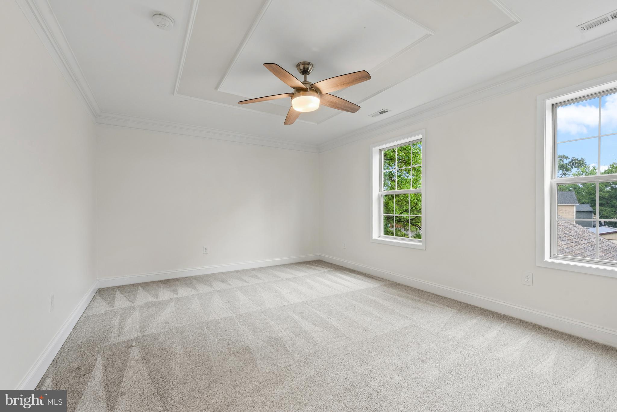 POWHATAN BEACH - Residential