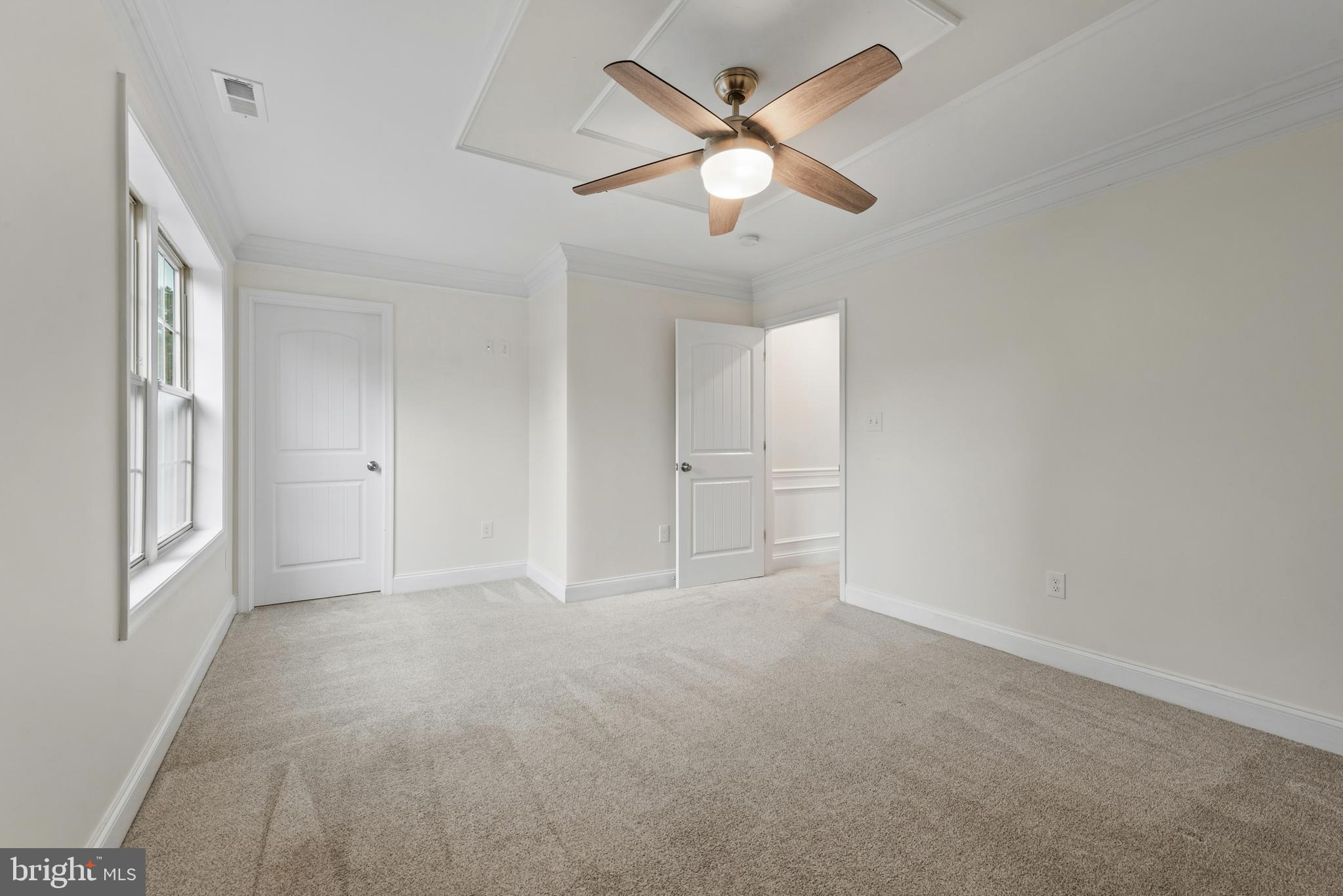 POWHATAN BEACH - Residential