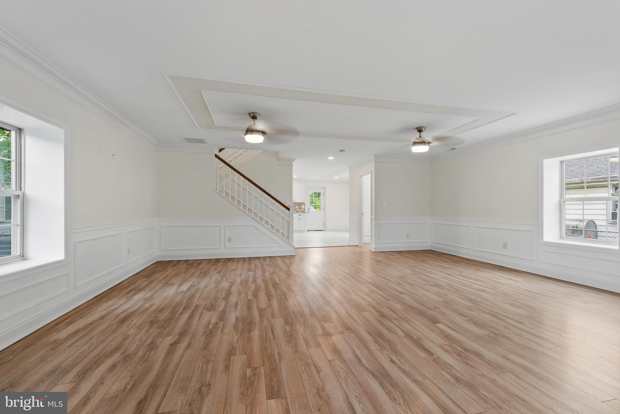 POWHATAN BEACH - Residential