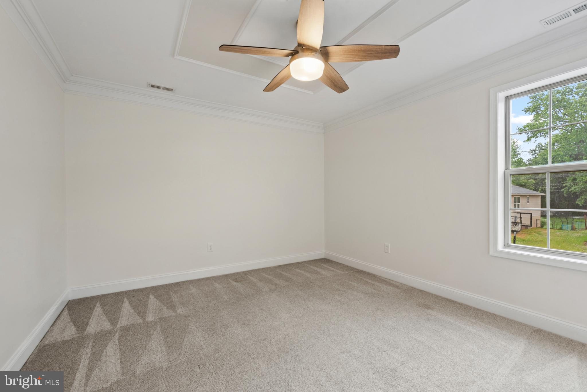 POWHATAN BEACH - Residential