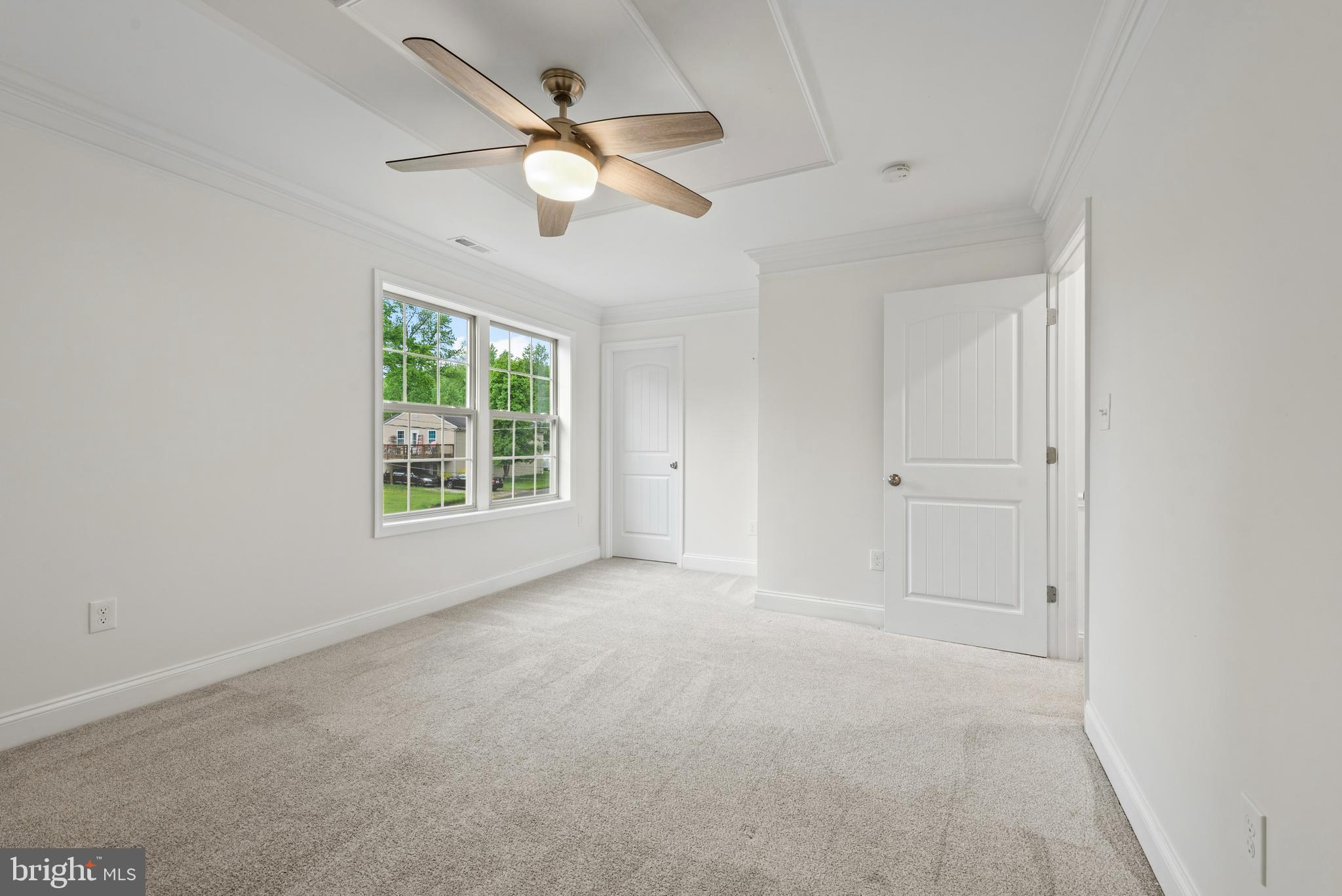 POWHATAN BEACH - Residential