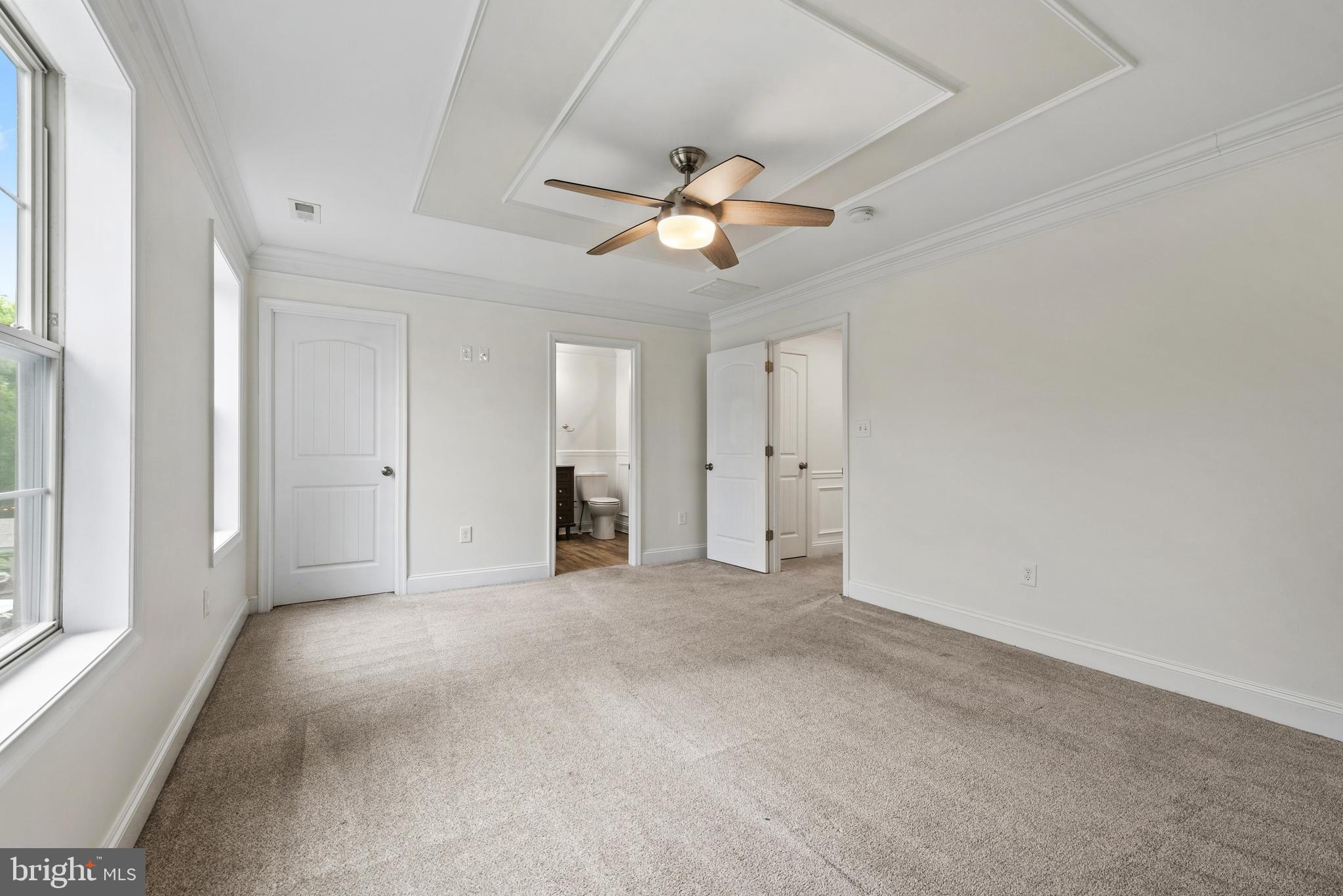 POWHATAN BEACH - Residential