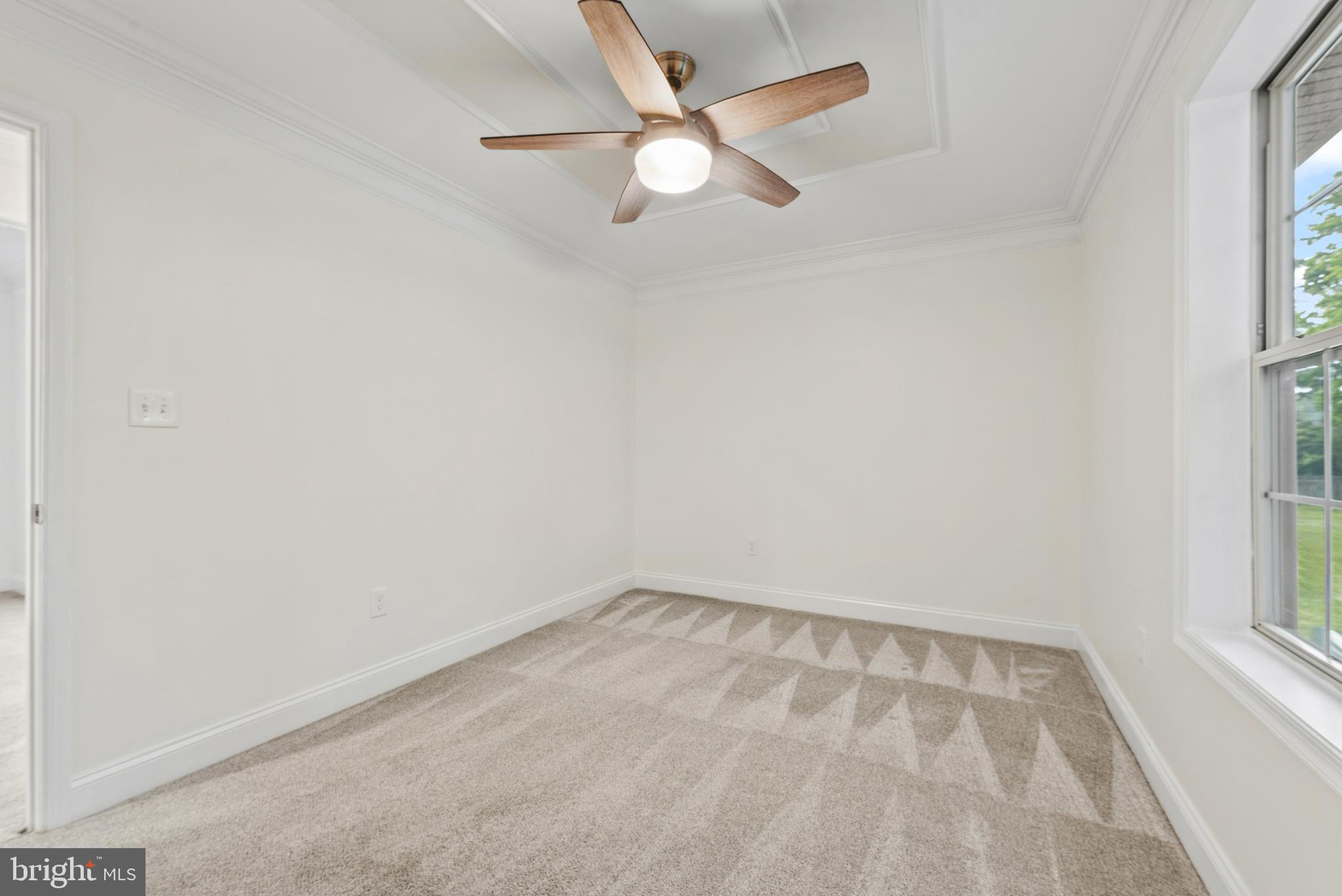 POWHATAN BEACH - Residential