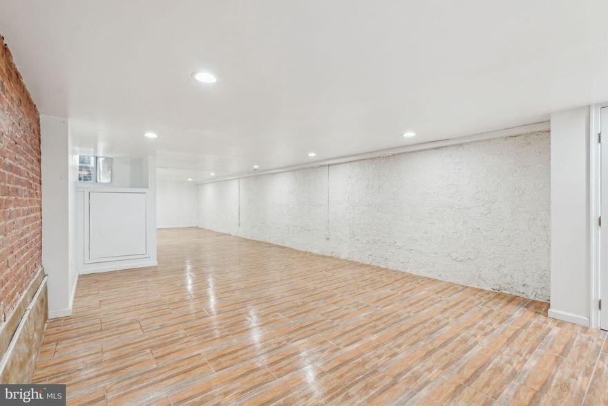 A great opportunity to start a business off of the bustling Market street! In walking distance to the Market-Frankford Line (both 52nd and 56th streets, and various buses), this first floor, street level commercial space will make for the perfect business location with an abundance of walking traffic along Market street. This excellently renovated space includes a powder room, new floors, and exposed brick. Perfect for any business owner looking to start an office in a highly convenient area, the possibilities in this stylish commercial unit are endless. Make this space yours today!