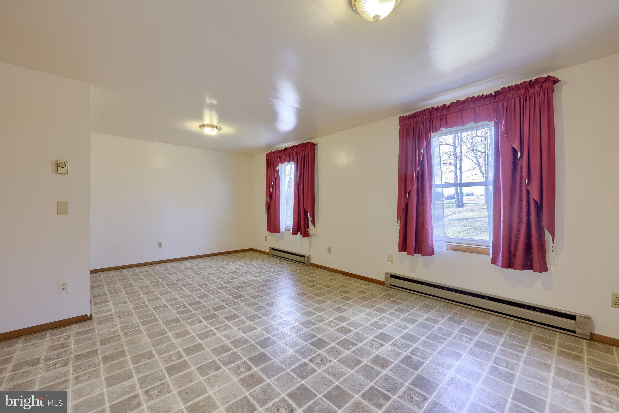 EAST HOPEWELL TWP - Residential