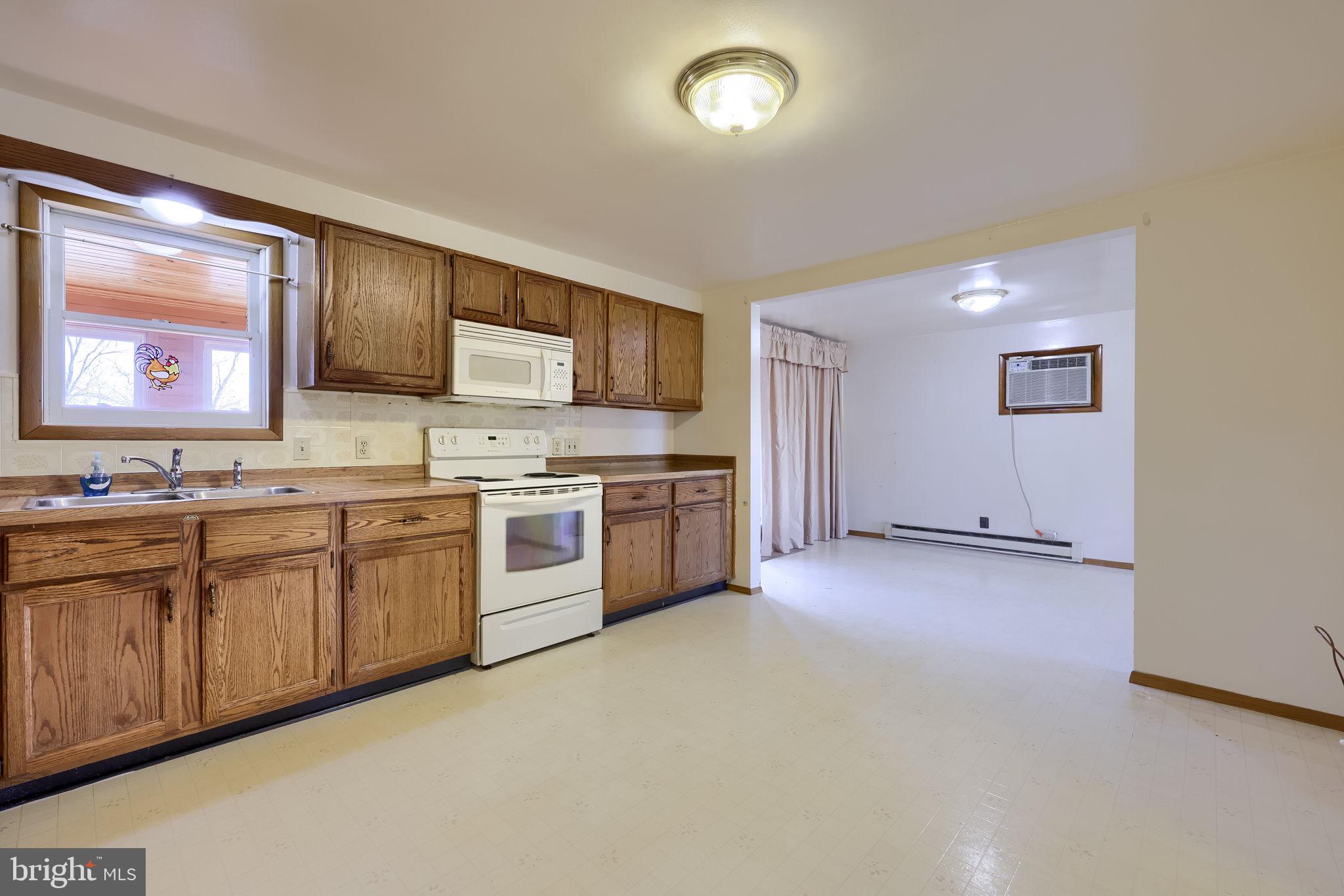 EAST HOPEWELL TWP - Residential